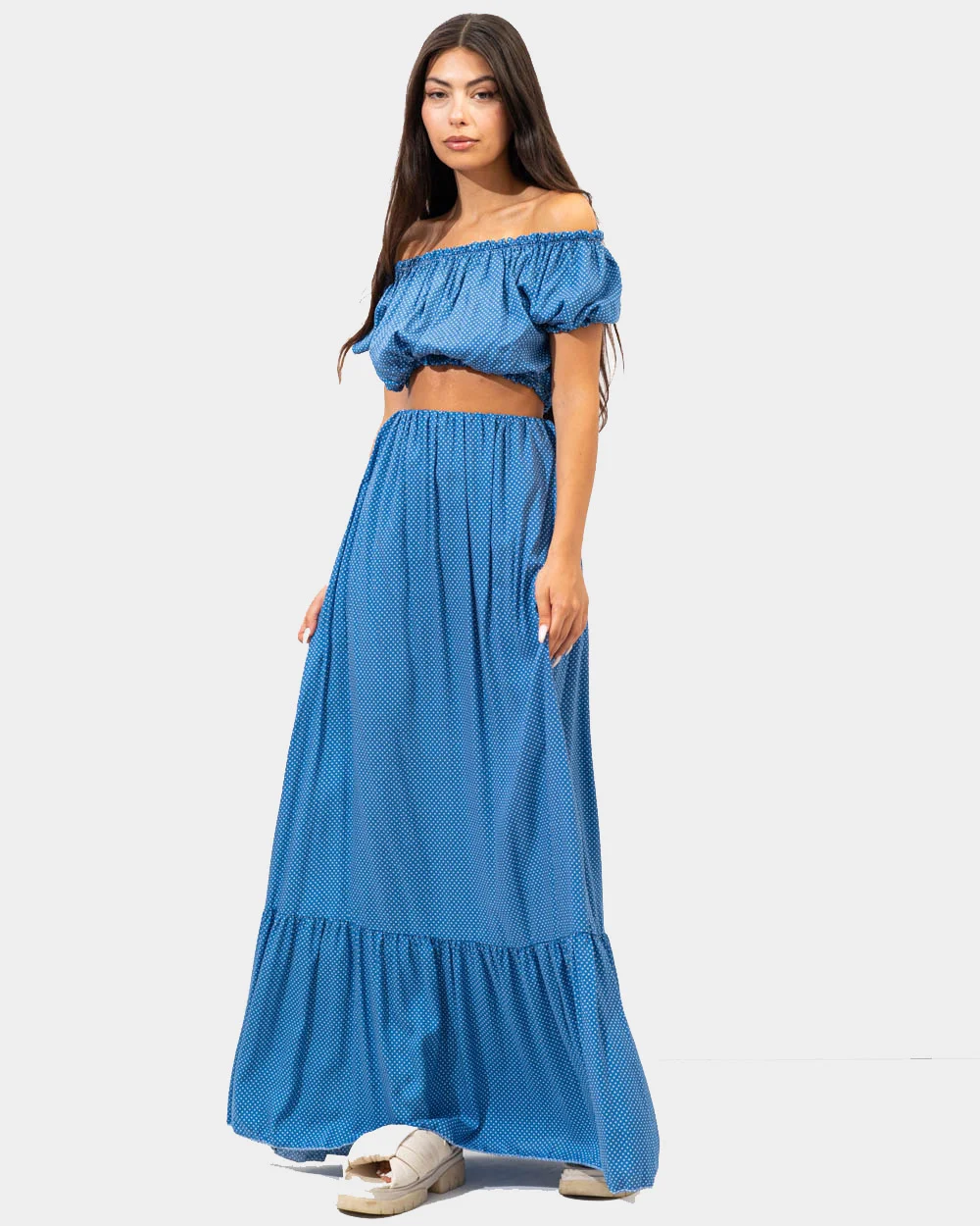 Φωτογραφία προϊόντος: Γυναικείο σετ crop top με σούρες και maxi φούστα με βολάν πουά - OEM