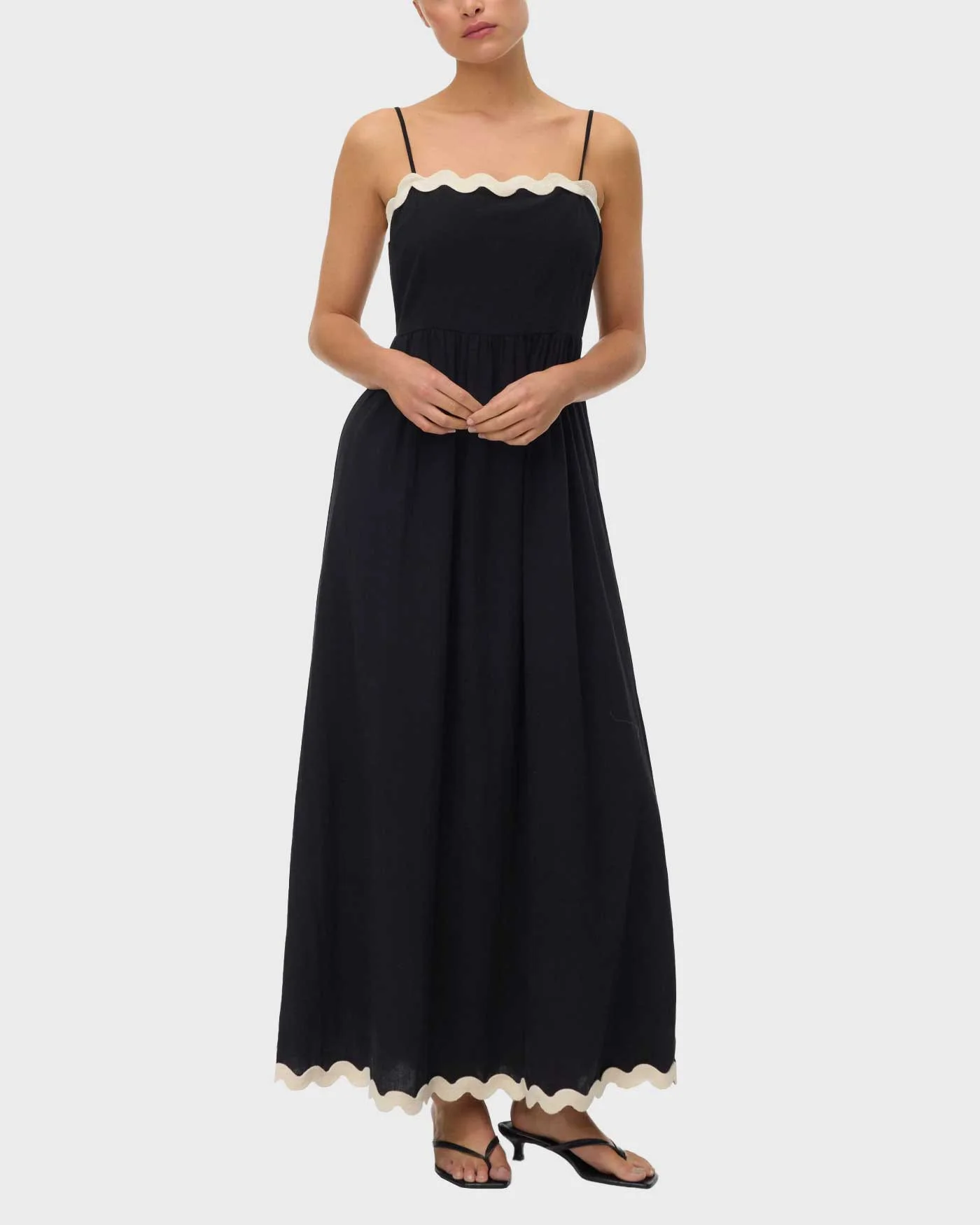 Φωτογραφία προϊόντος: VERO MODA JENNA ΓΥΝΑΙΚΕΙΟ ΜΑΞΙ ΦΟΡΕΜΑ - 10341317 ΜΑΥΡΟ