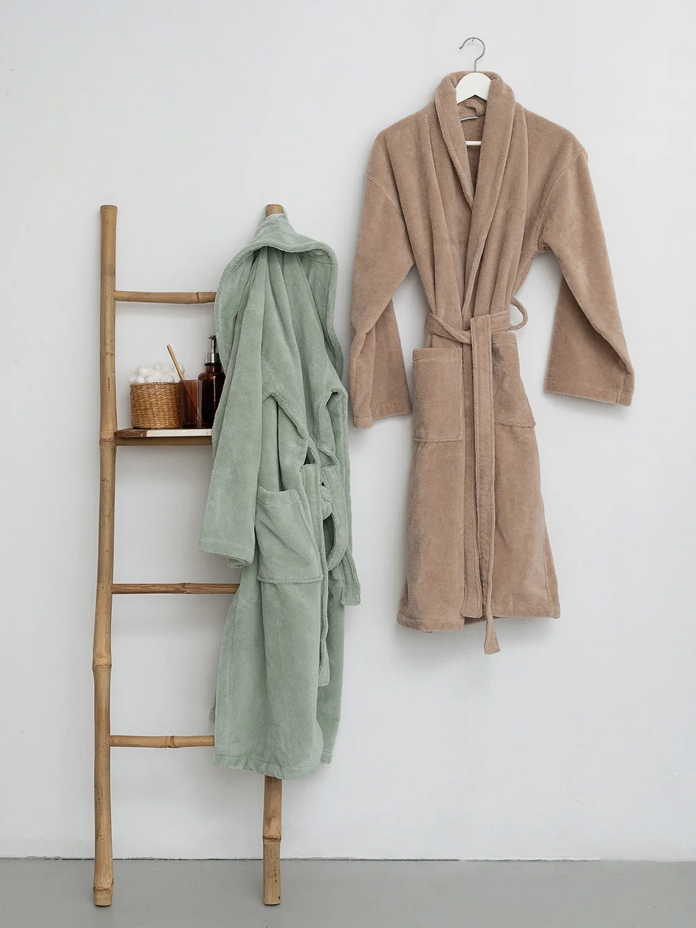 Φωτογραφία προϊόντος: Μπουρνούζι L Bathrobe Collection Simour Jade Palamaiki