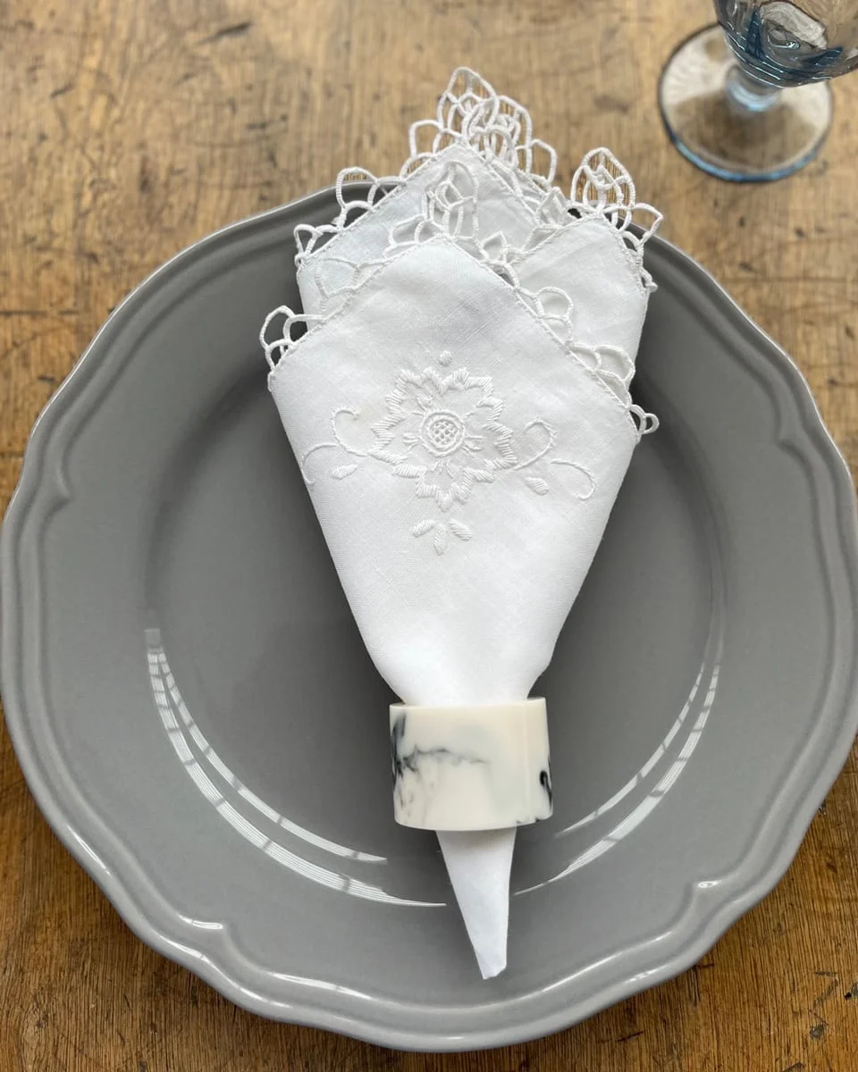 Φωτογραφία προϊόντος: Pennie Λινή Πετσέτα Φαγητού Κηπούρ με Κέντημα 40x40cm 40x40cm Άσπρο