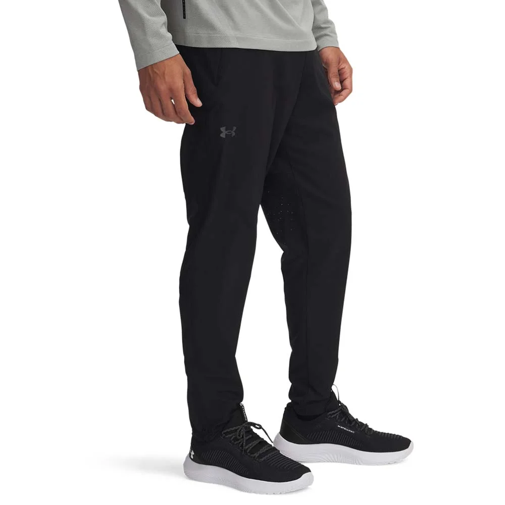 Φωτογραφία προϊόντος: UNDER ARMOUR VANISH WOVEN TAPERED PANTS ΜΑΥΡΟ