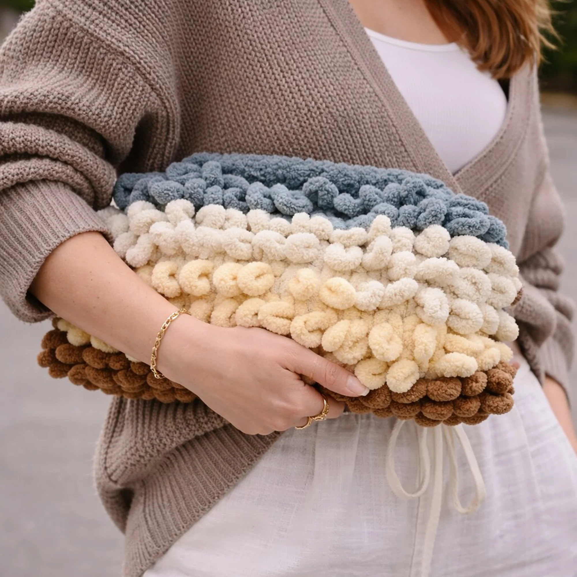 Φωτογραφία προϊόντος: Χειροποίητη Puffy Τσάντα Clutch – Multicolor / Τετράχρωμη