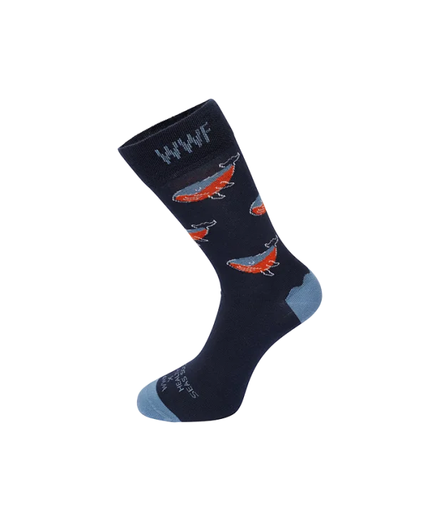 Φωτογραφία προϊόντος: Συλλογή WWF x Healthy Seas Socks limited edition σε μαυρη βαση με καρχαριακια σε πορτοκαλι και μπλε χρωμα οικολογικη