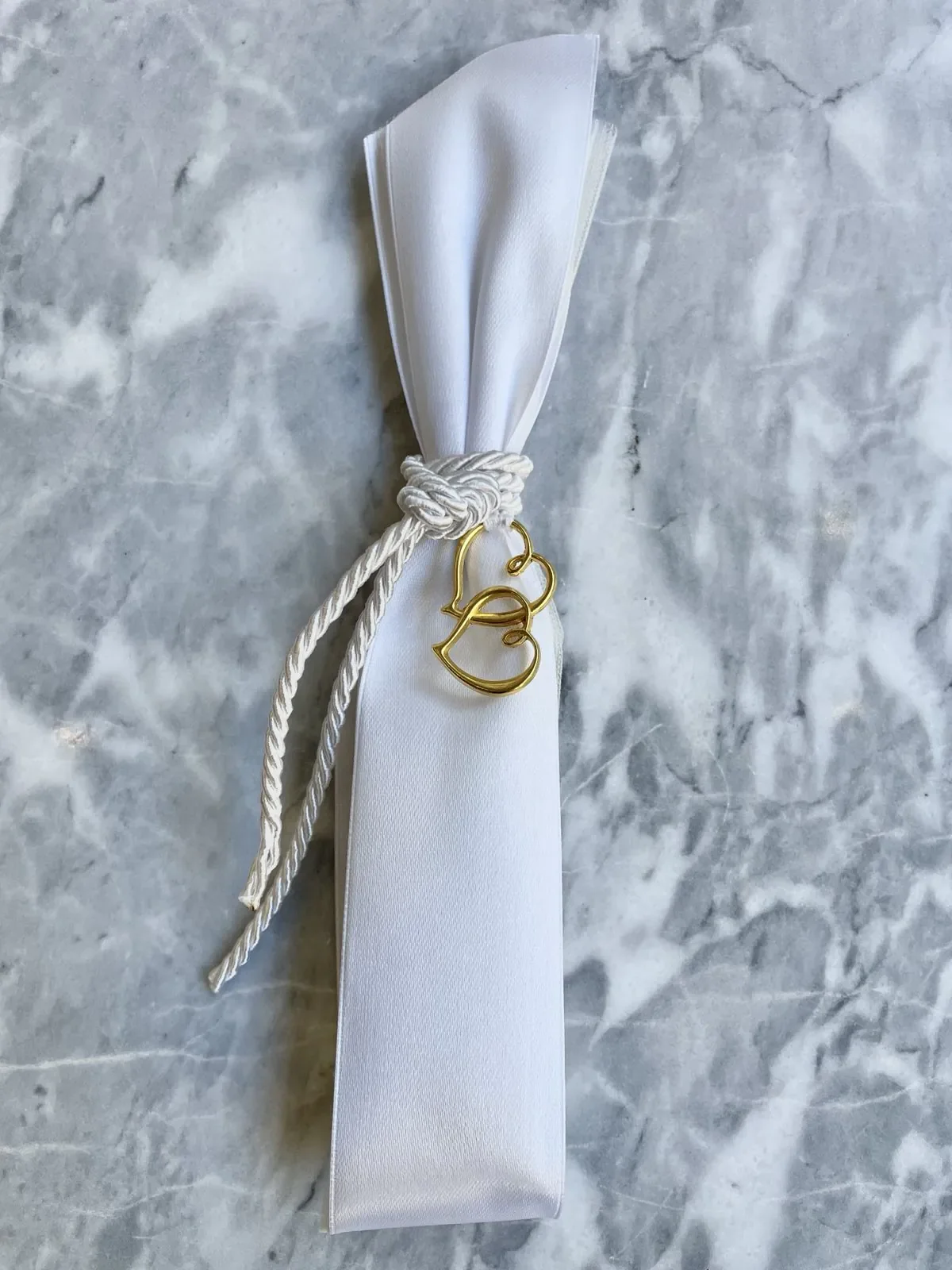 Φωτογραφία προϊόντος: Μπομπονιέρα κορδόνι και καρδιές