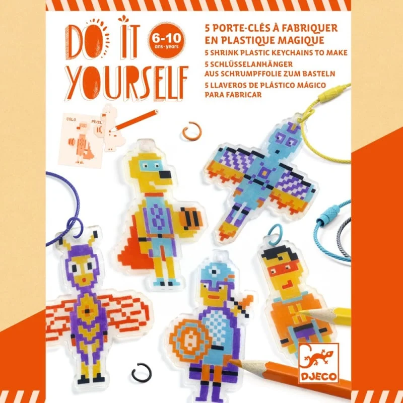 Φωτογραφία προϊόντος: Djeco DIY φτιάχνω τα δικά μου μπρελόκ με συρρικνούμενο πλαστικό “Σούπερ Ήρωες“
