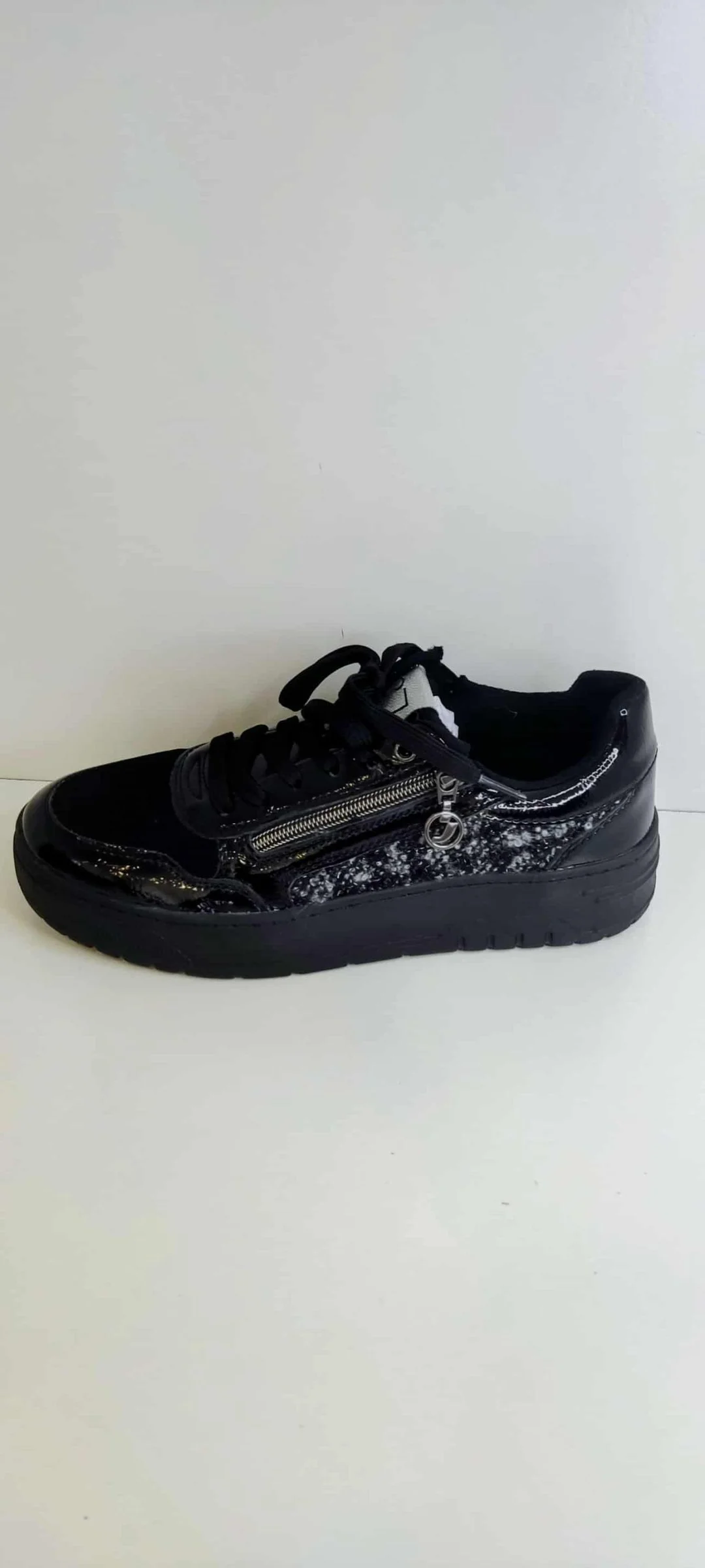 Φωτογραφία προϊόντος: Safety Jogger sneakers μαύρα με καρό λεπτομέρειες