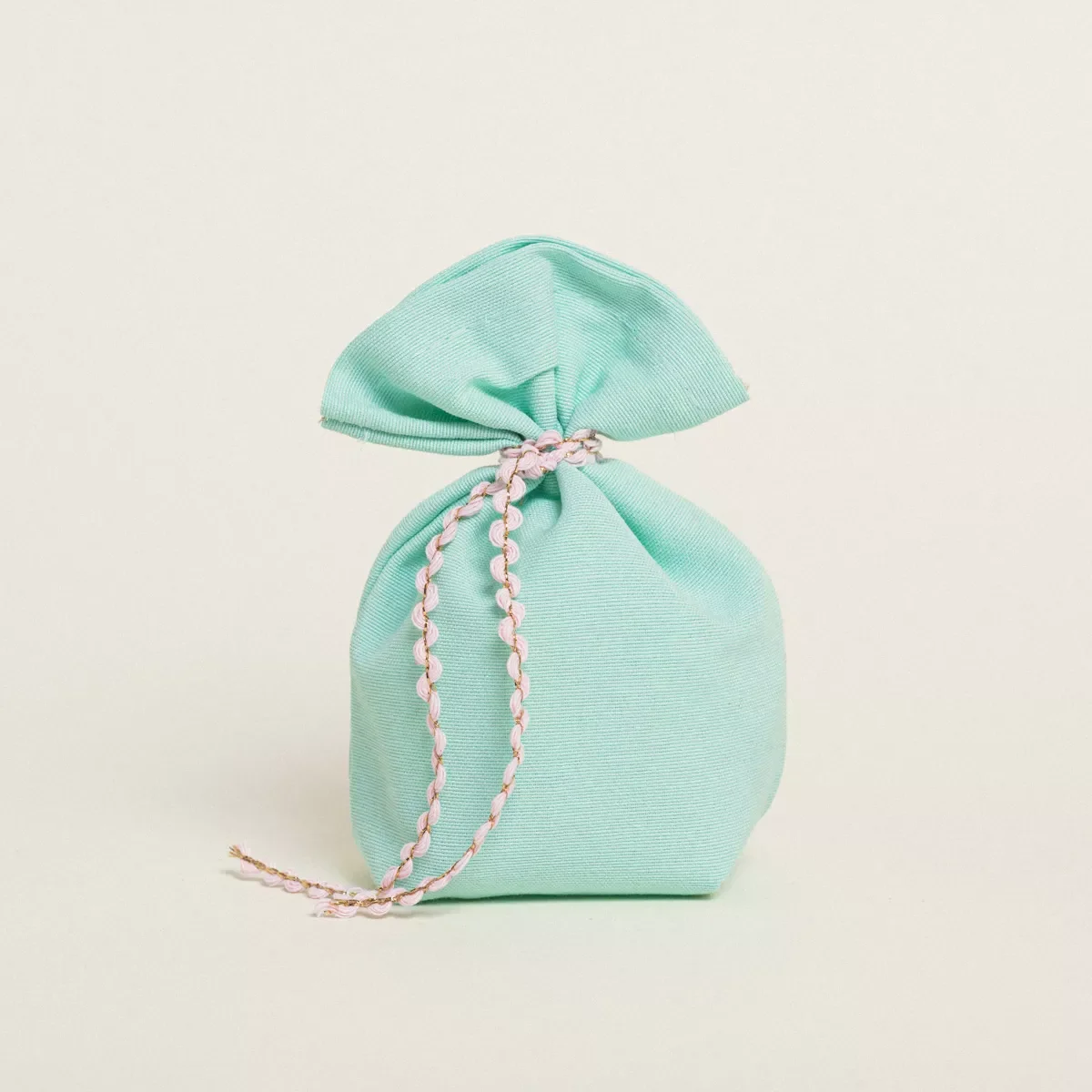 Φωτογραφία προϊόντος: Beauty Home ΠΟΥΓΚΙ ΜΕ ΒΑΣΗ 8 x 12 cm ΜΕΝΤΑ