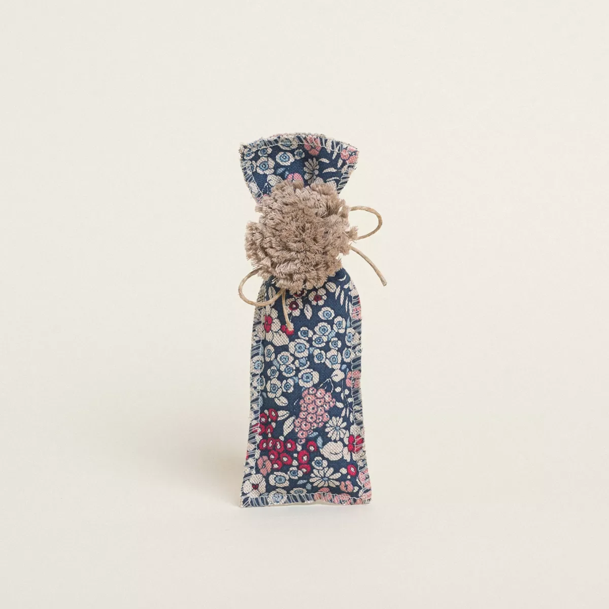 Φωτογραφία προϊόντος: Beauty Home ΠΟΥΓΚΙ 6 x 19 cm ΜΠΛΕ ΦΛΟΡΑΛ