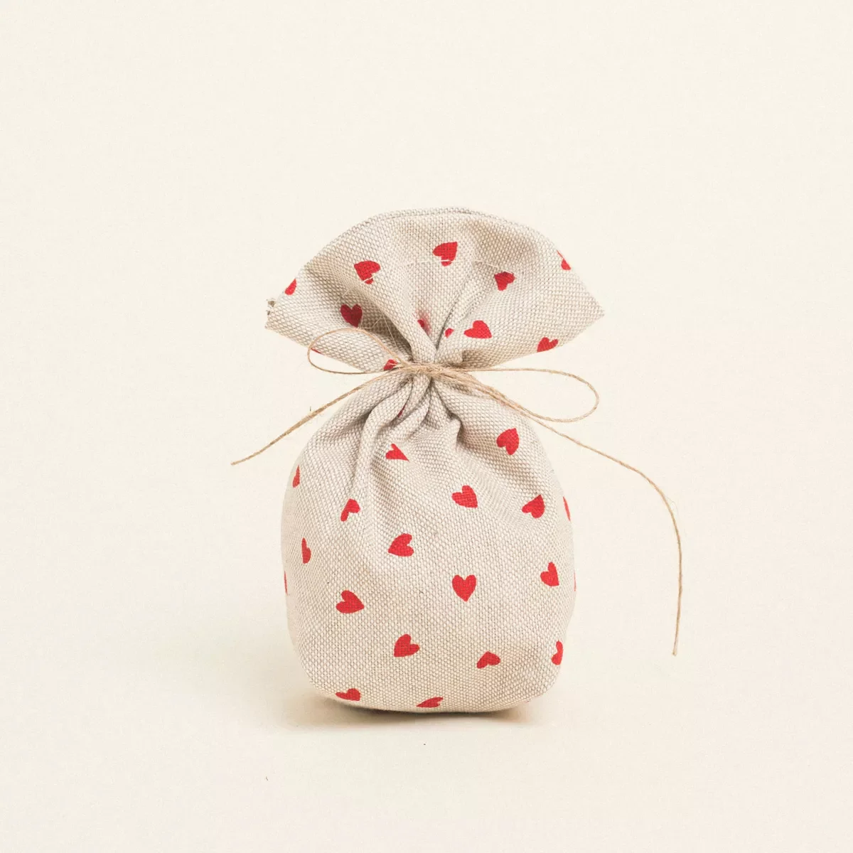 Φωτογραφία προϊόντος: Beauty Home ΠΟΥΓΚΙ ΜΕ ΒΑΣΗ 8 x 12 cm ΜΙΚΡΕΣ ΚΟΚΚΙΝΕΣ ΚΑΡΔΙΕΣ