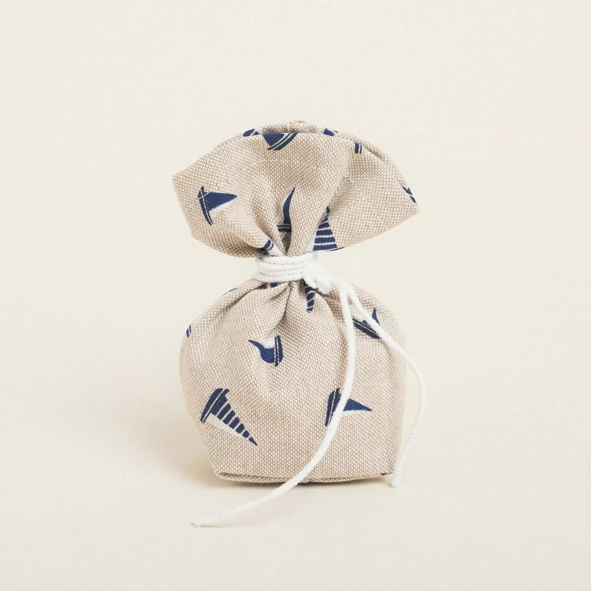 Φωτογραφία προϊόντος: Beauty Home ΠΟΥΓΚΙ ΜΕ ΒΑΣΗ 8 x 12 cm ΜΙΝΙ ΙΣΤΙΟΦΟΡΑ
