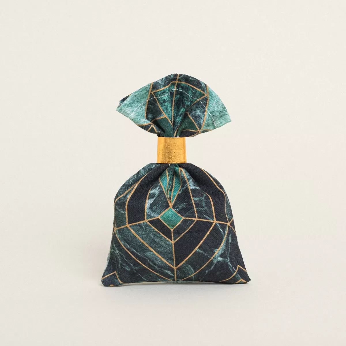 Φωτογραφία προϊόντος: Beauty Home ΠΟΥΓΚΙ 12 x 17 cm ΓΕΩΜΕΤΡΙΚΑ ΣΧΕΔΙΑ ΜΑΡΜΑΡΟ