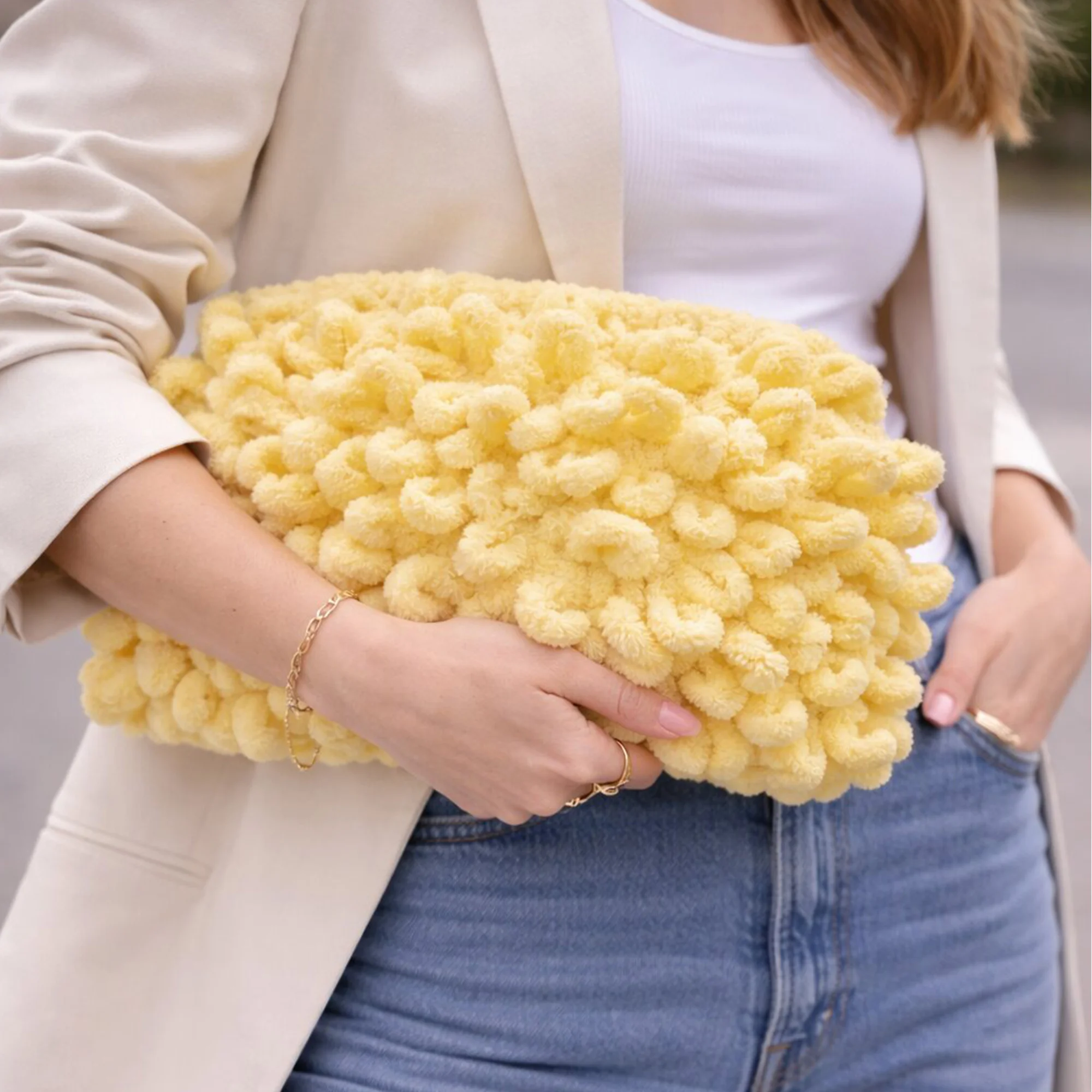 Φωτογραφία προϊόντος: Χειροποίητη Puffy Τσάντα Clutch – Παστέλ Κίτρινο / Butter Yellow