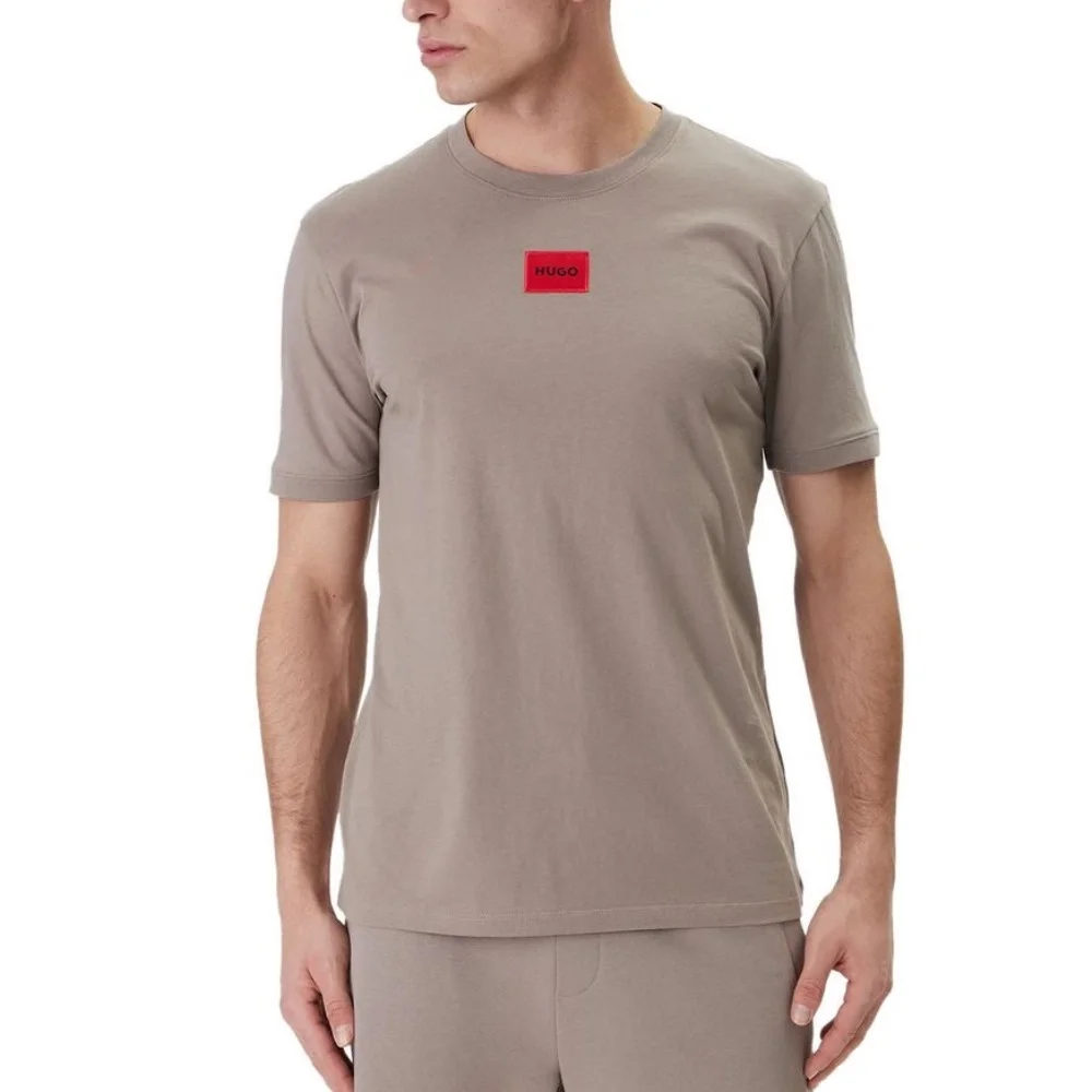 Φωτογραφία προϊόντος: HUGO ΑΝΔΡΙΚΟ T-SHIRT HUGO DIRAGOLINO212 ΚΟΝΤΟΜΑΝΙΚΟ ΑΝΟΙΧΤΟ ΚΑΦΕ
