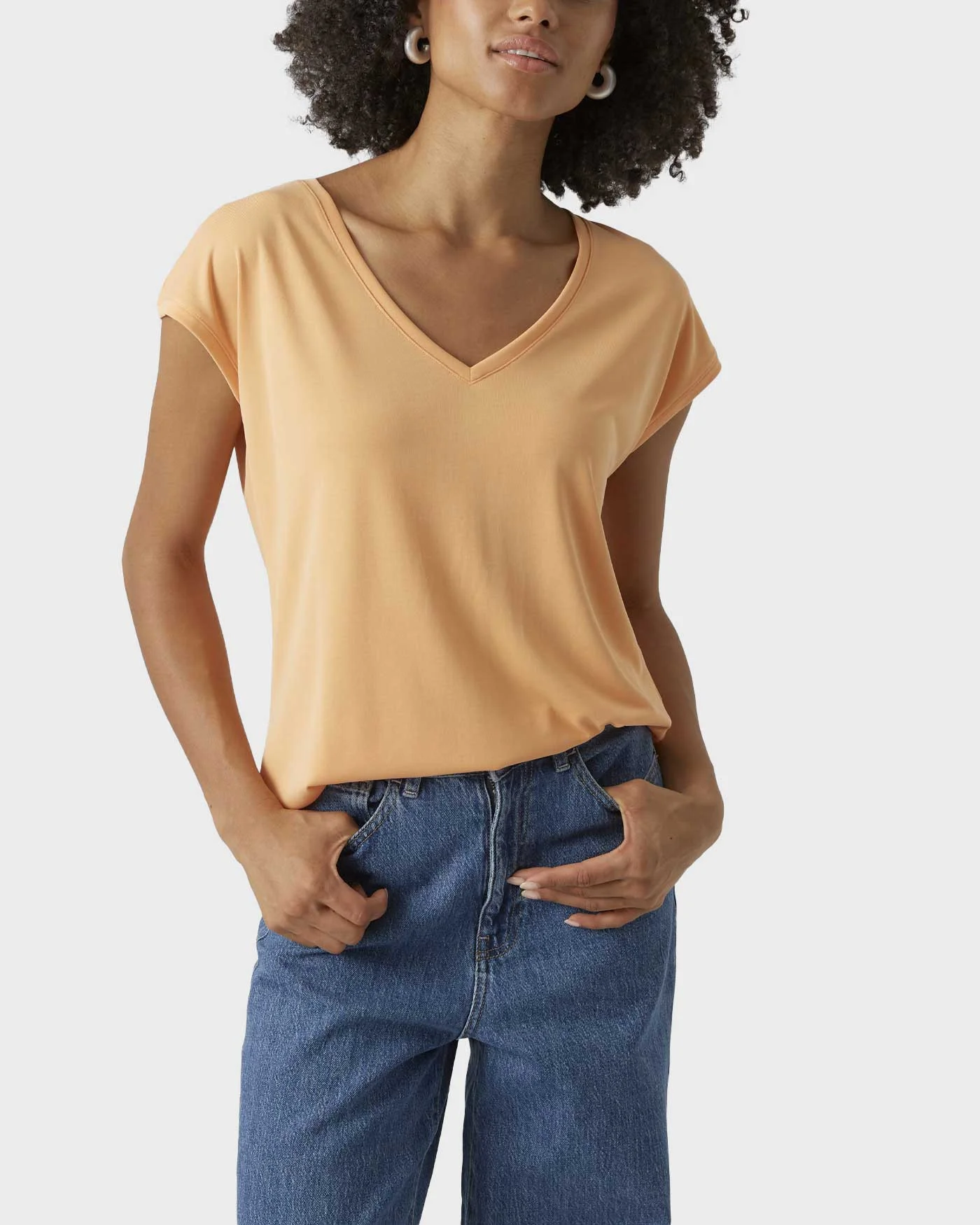 Φωτογραφία προϊόντος: VERO MODA ΓΥΝΑΙΚΕΙΑ ΚΟΝΤΟΜΑΝΙΚΗ ΜΠΛΟΥΖΑ ΜΕ V ΛΑΙΜΟΚΟΨΗ - 10247666 ΠΟΡΤΟΚΑΛΙ