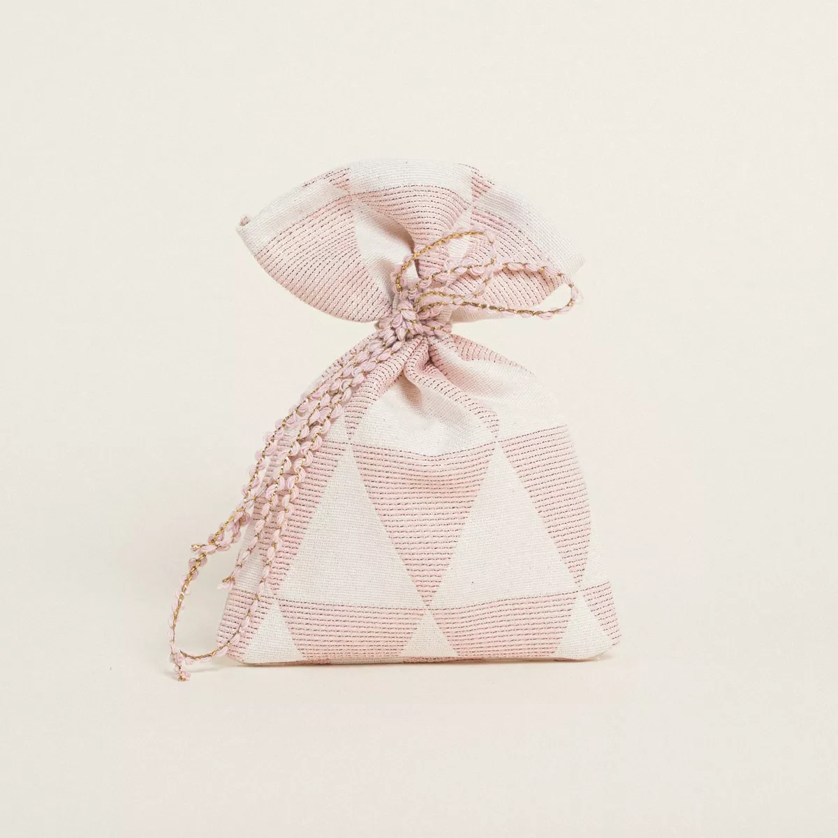 Φωτογραφία προϊόντος: Beauty Home ΠΟΥΓΚΙ 12 x 17 cm ΖΑΚΑΡ ΤΡΙΓΩΝΟ ΡΕΤΡΟ ΜΕ LUREX ΣΑΠΙΟ ΜΗΛΟ
