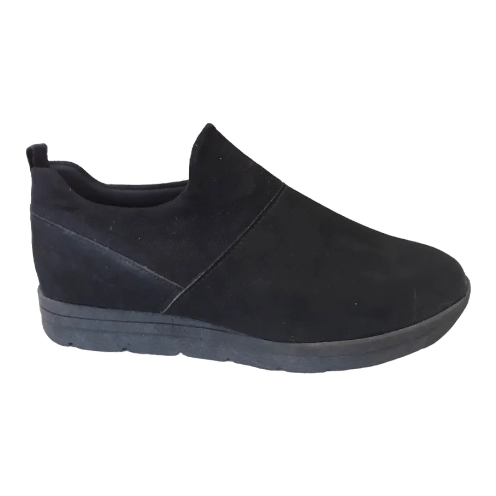Φωτογραφία προϊόντος: Γυναικεία sneakers τύπου slip on1002 Μαύρο