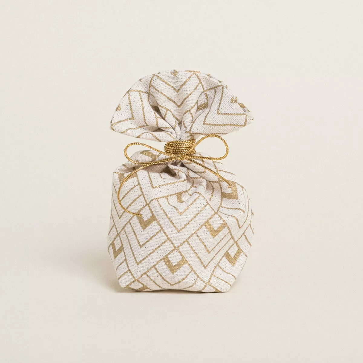 Φωτογραφία προϊόντος: Beauty Home ΠΟΥΓΚΙ ΜΕ ΒΑΣΗ 8 x 12 cm ΕΚΡΟΥ ΧΡΥΣΟ ΚΥΒΟΙ