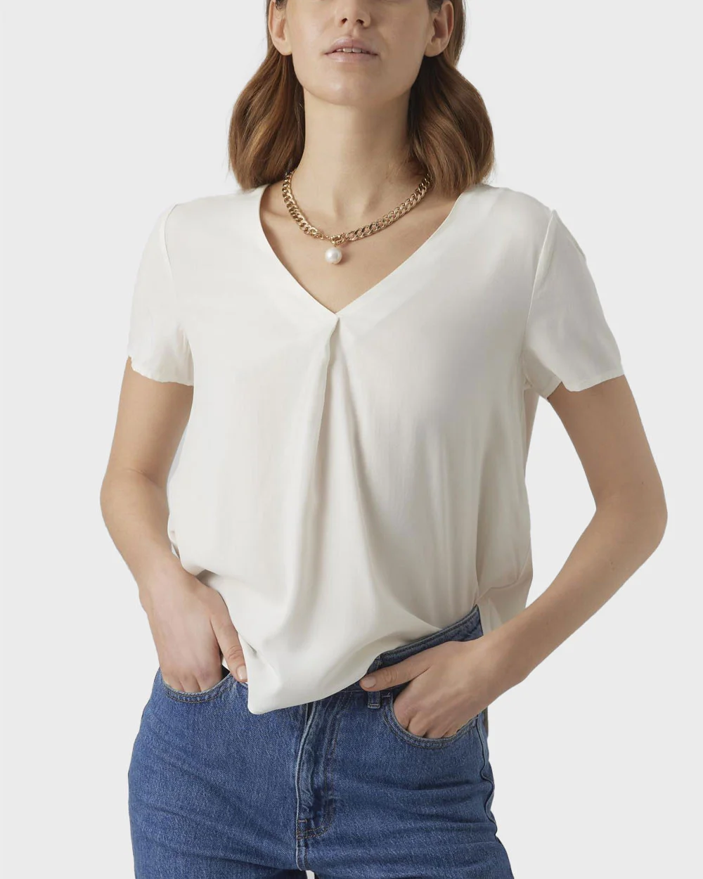 Φωτογραφία προϊόντος: VERO MODA ΓΥΝΑΙΚΕΙΟ T-SHIRT ΜΕ V ΛΑΙΜΟΚΟΨΗ - 10285552 ΑΣΠΡΟ