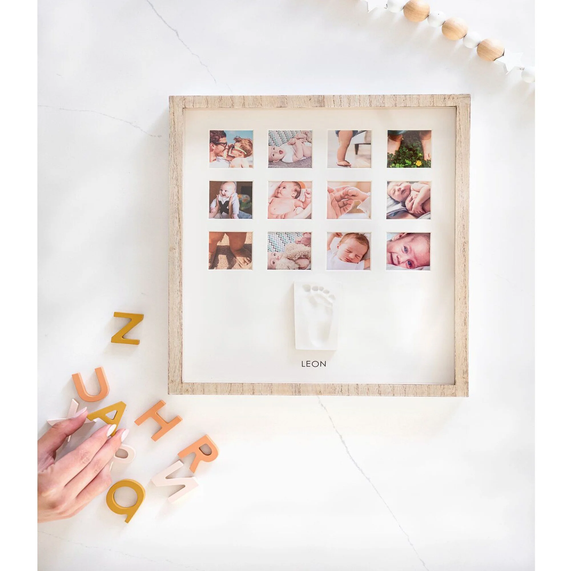 Φωτογραφία προϊόντος: Κορνίζα Αποτύπωμα Baby Art First Year Frame Wooden