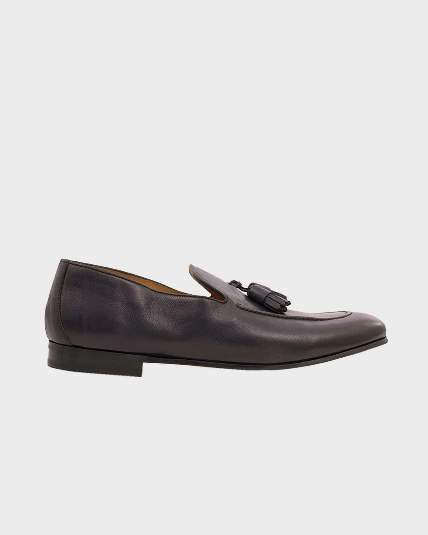 Φωτογραφία προϊόντος: CALCE ΑΝΔΡΙΚΑ ΜΟΚΑΣΙΝΙΑ SLIP ON ΔΕΡΜΑΤΙΝΑ - Χ1231 ΜΑΥΡΟ