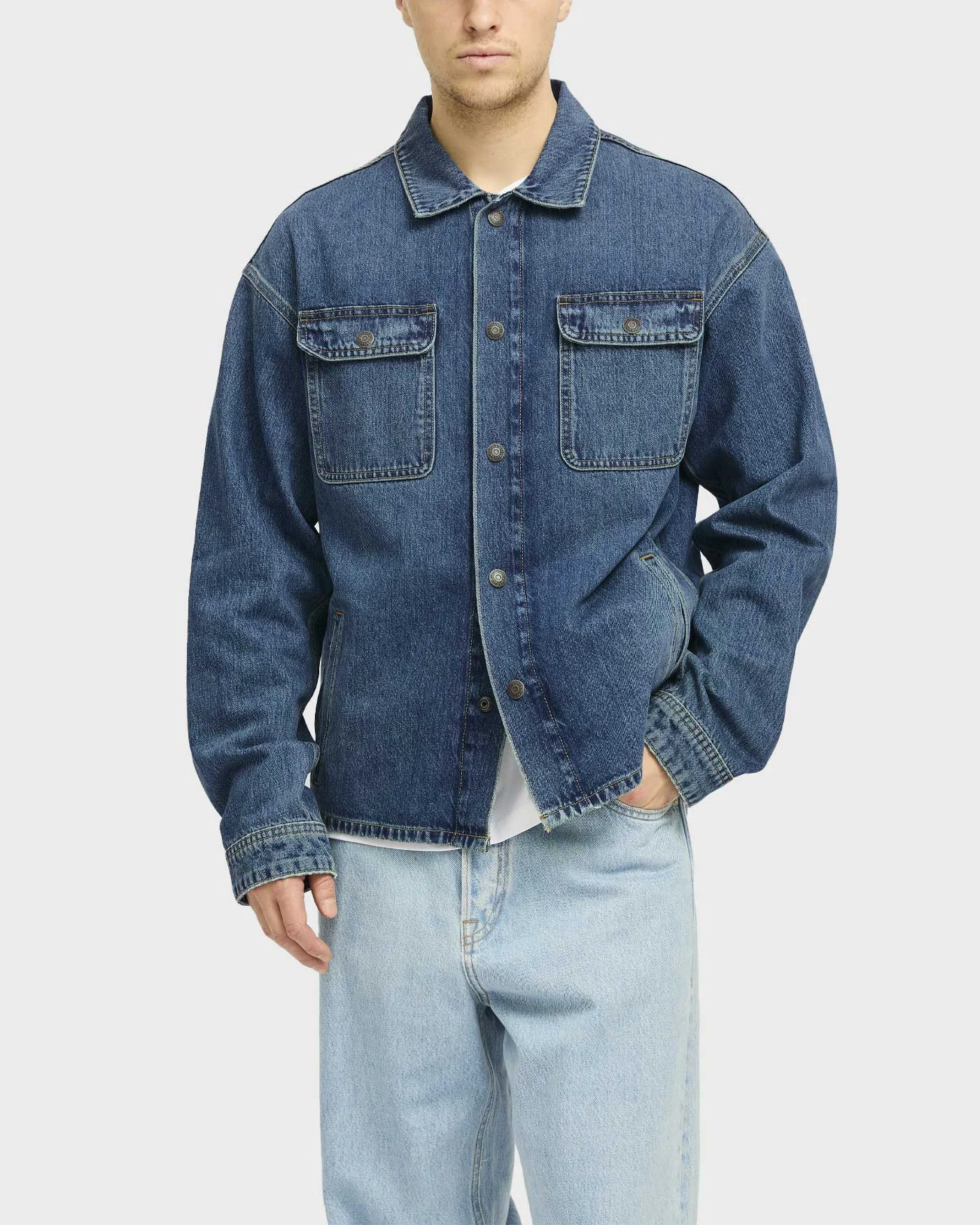 Φωτογραφία προϊόντος: JACK & JONES ΑΝΔΡΙΚΟ ΤΖΙΝ ΠΟΥΚΑΜΙΣΟ OVERSHIRT - 12249029 ΜΠΛΕ