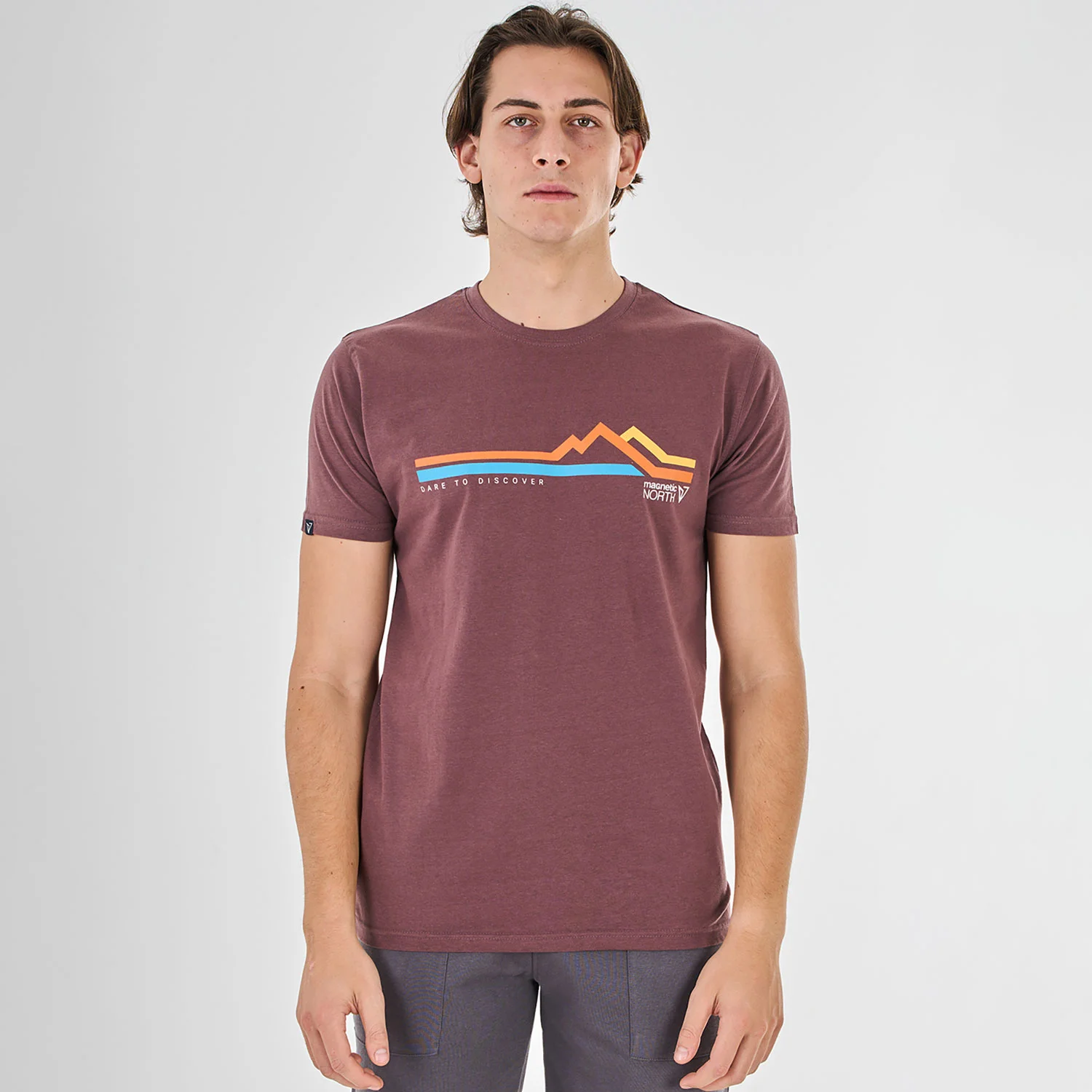 Φωτογραφία προϊόντος: MAGNETIC NORTH MEN'S DARE TO DISCOVER T-SHIRT ΚΟΚΚΙΝΟ
