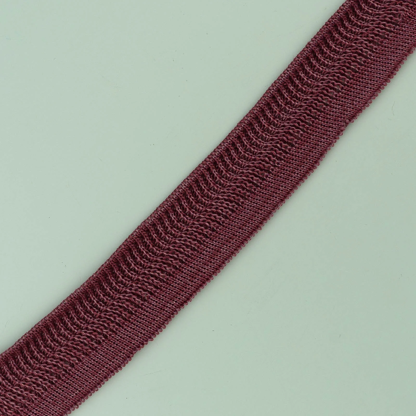 Φωτογραφία προϊόντος: Rib Knitted Jacquard Rosewood Koralli 2*120 Cm