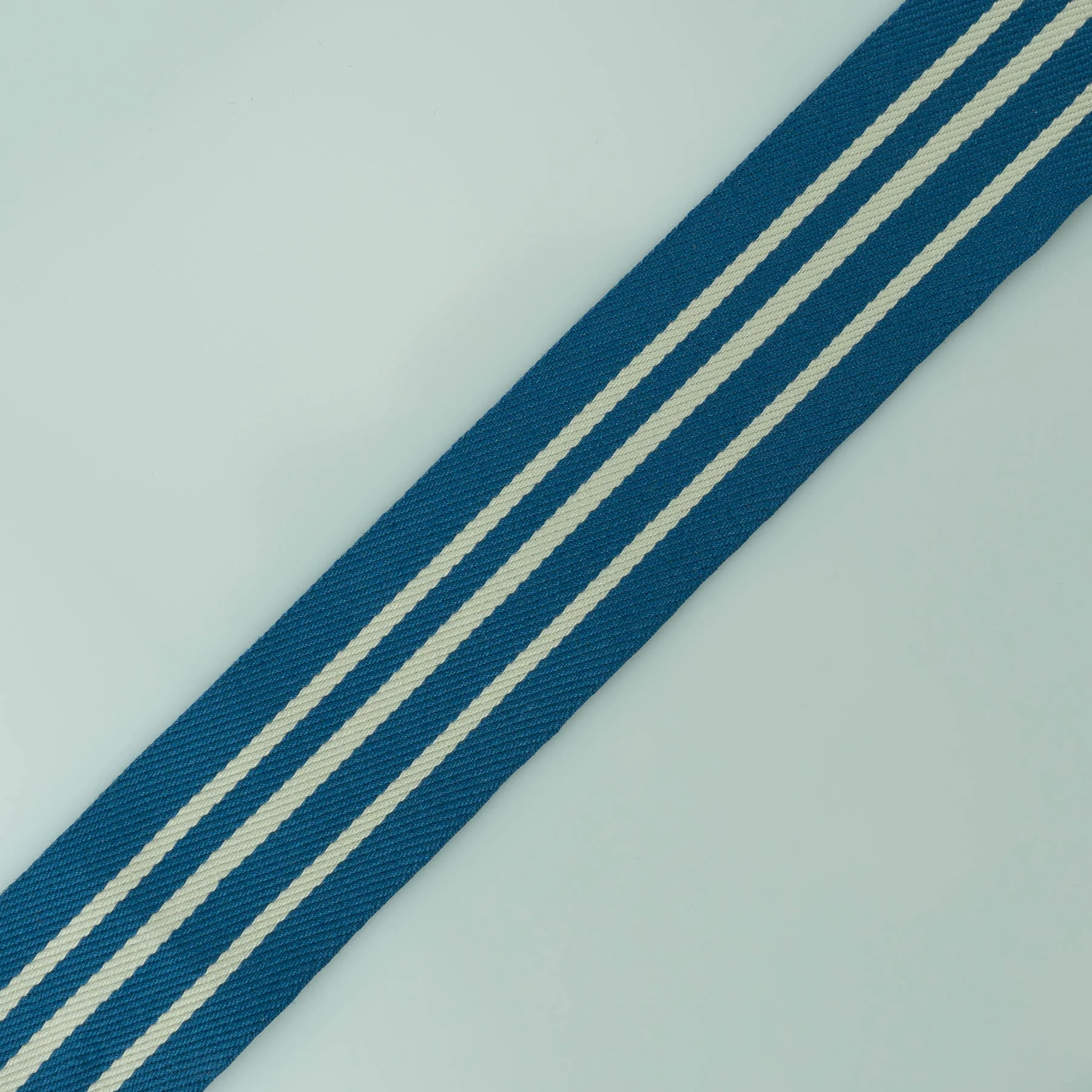 Φωτογραφία προϊόντος: Tape Diagonal Double Face Raf Blue - Offwhite Stripes Koralli 4 Cm