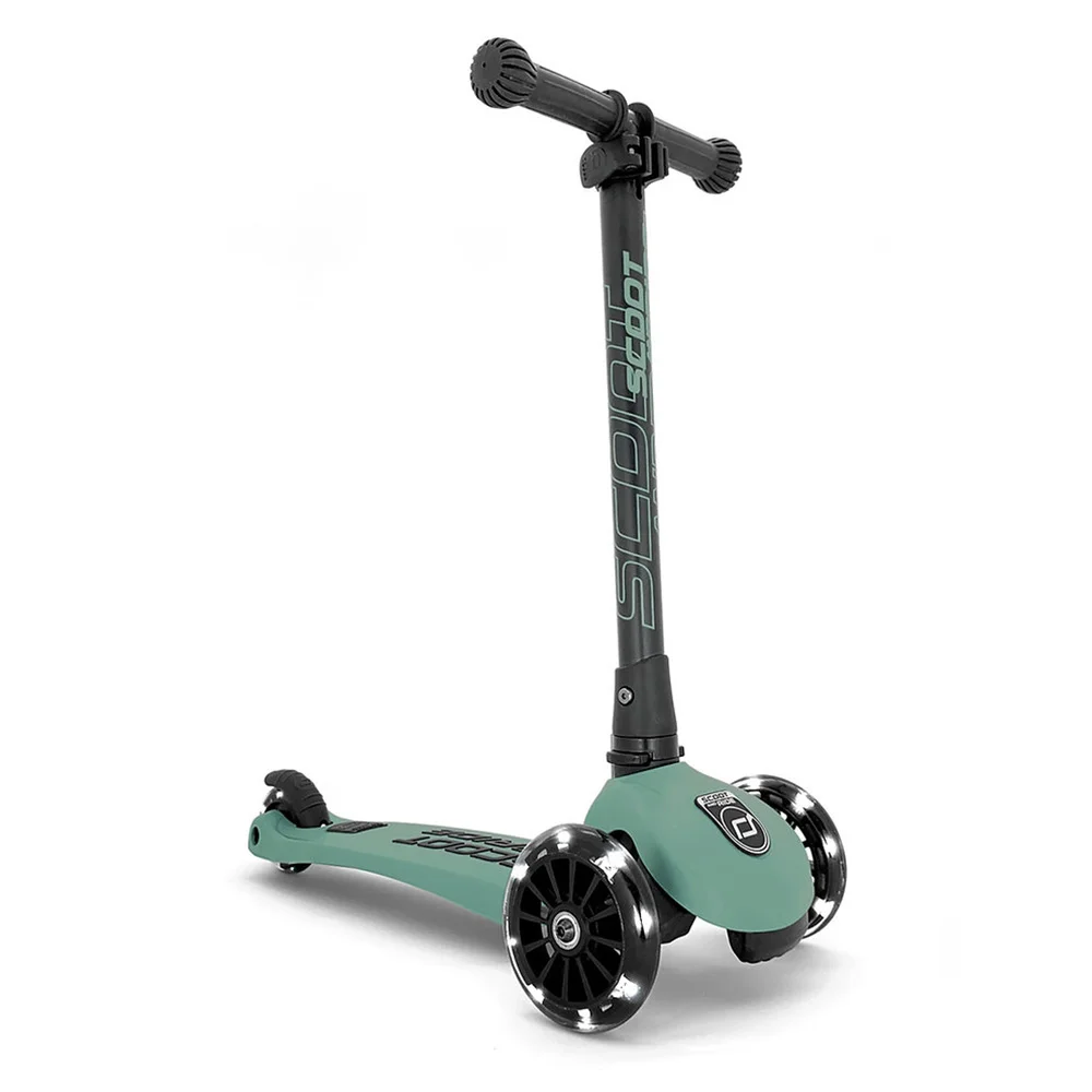 Φωτογραφία προϊόντος: Scoot and Ride Scoot + Ride Πατίνι HighWayKick 3 Led Forest