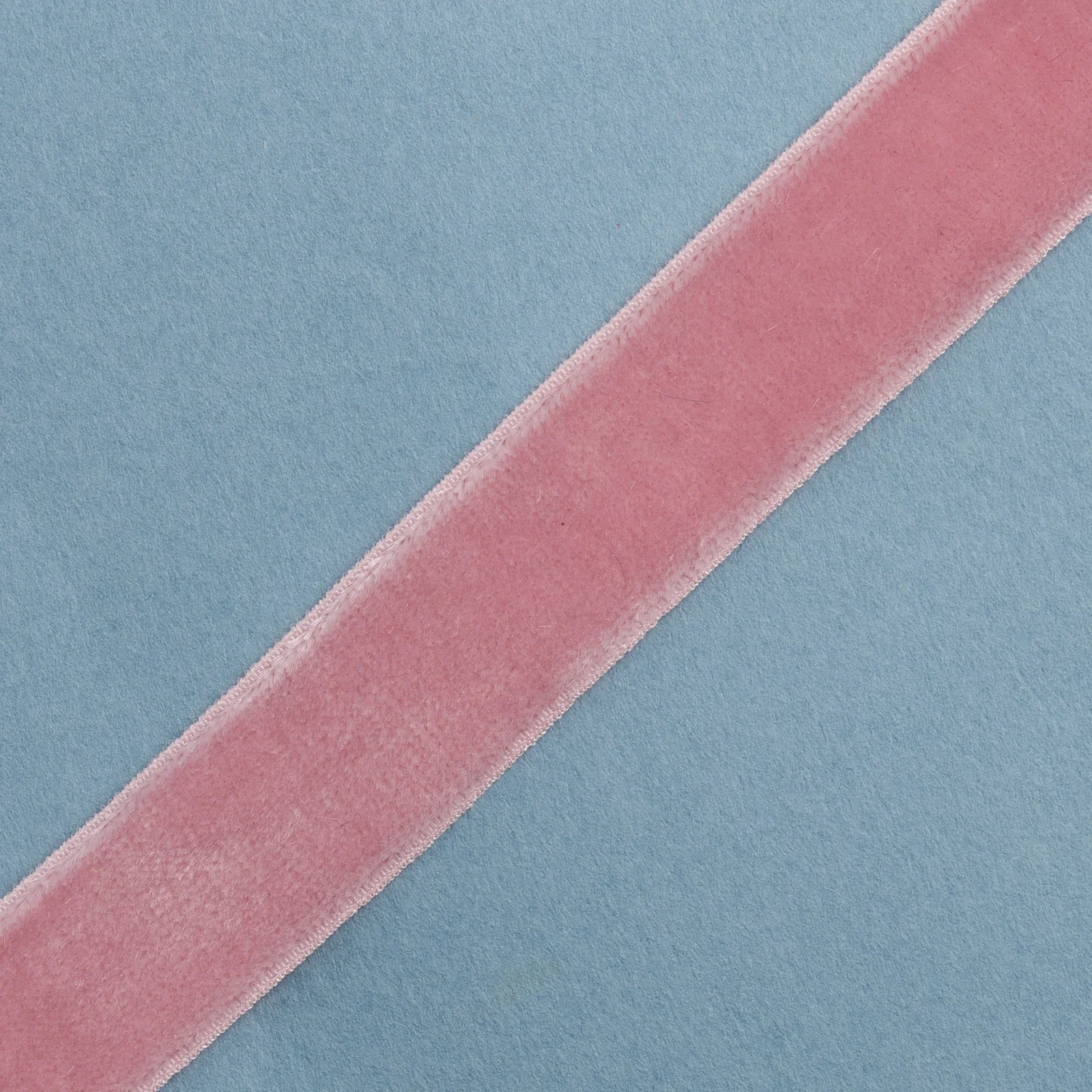 Φωτογραφία προϊόντος: Velvet Ribbon Elastic Dusty Pink 1.6Cm