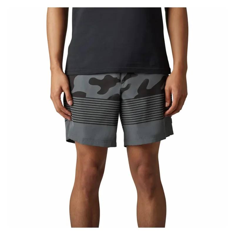 Φωτογραφία προϊόντος: ΜΑΓΙΟ VZNS CAMO HYBRID SHORT DARK SHADOW 30731-330| FOX