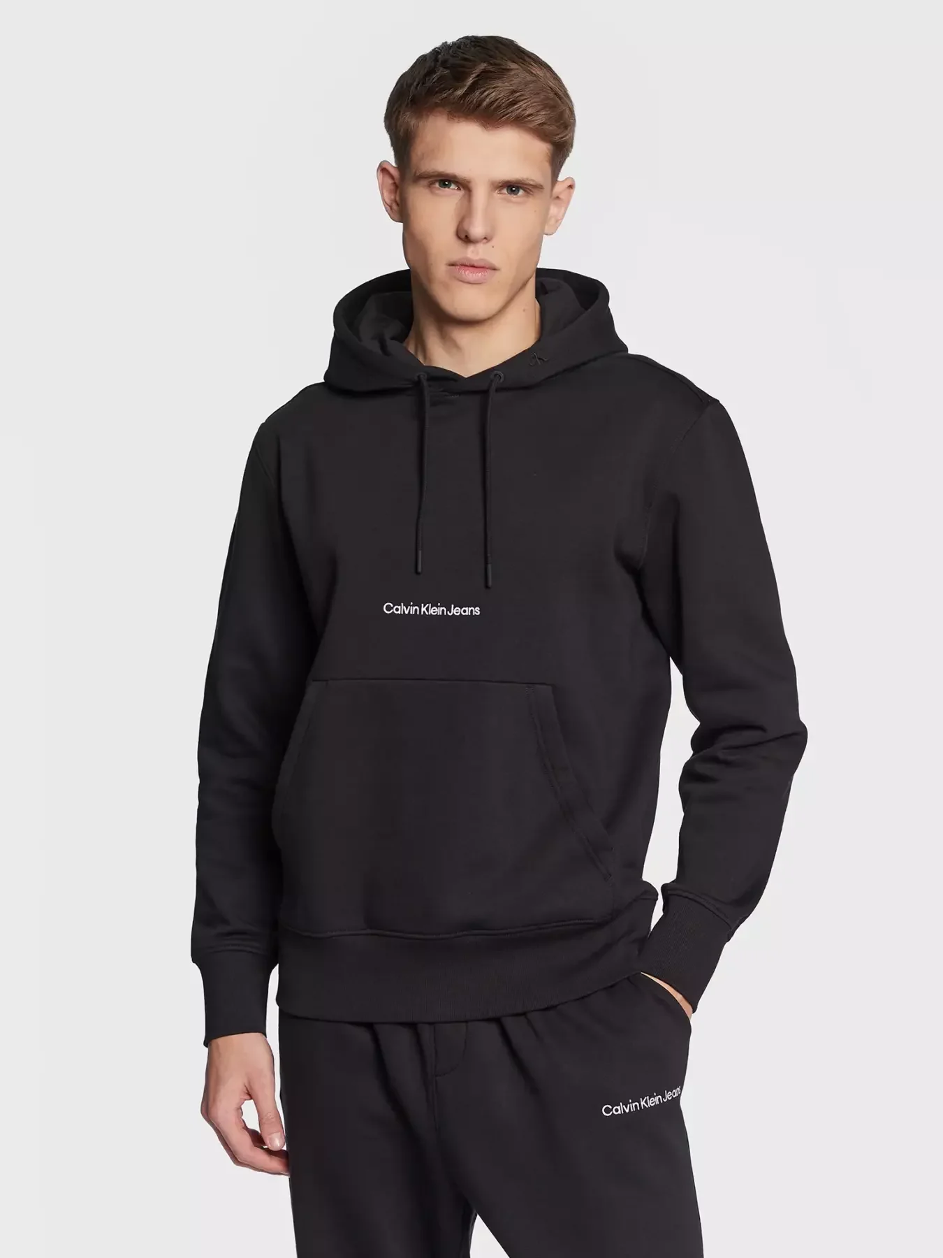 Φωτογραφία προϊόντος: Calvin Klein - Ανδρικό Φούτερ με Κουκούλα και Τσέπες Institutional J30J322894-BEH Μαύρο