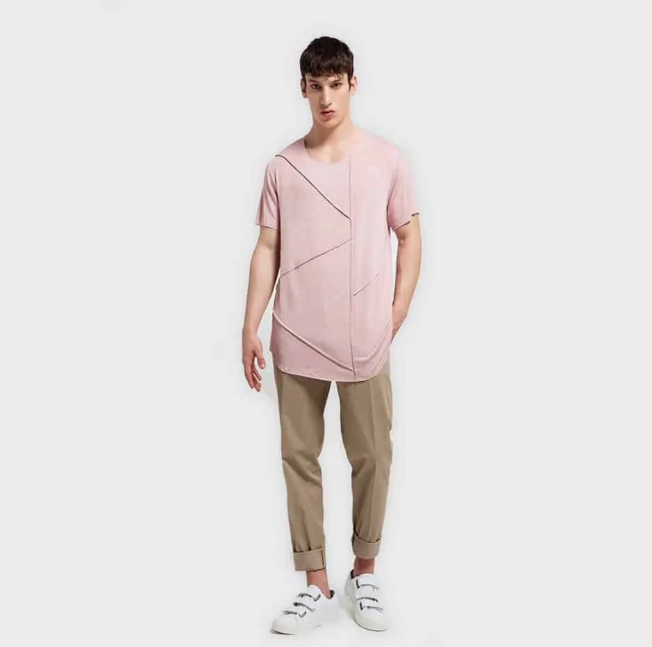 Φωτογραφία προϊόντος: Rose T-shirt with detailed stitching
