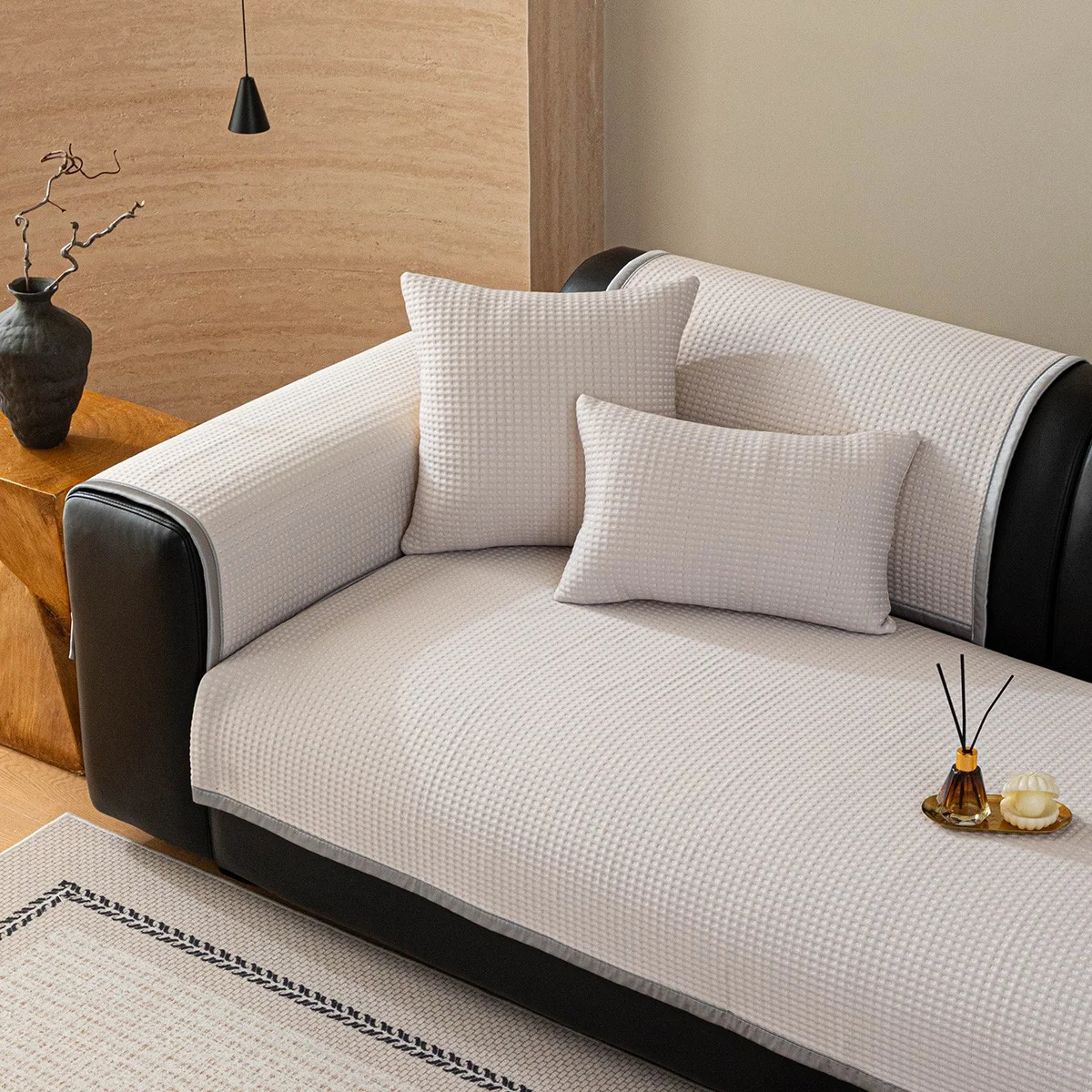Φωτογραφία προϊόντος: Melinen Home Μπρατσο Καναπε August Silver (90X90) 90X90