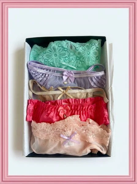 Φωτογραφία προϊόντος: Milena By Paris Mystery Box String – Πολύχρωμο