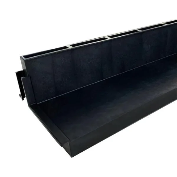 Φωτογραφία προϊόντος: Σχάρα 130x80x500 mm πλαστική με σχισμές μαύρη PE-HD PEGASUS