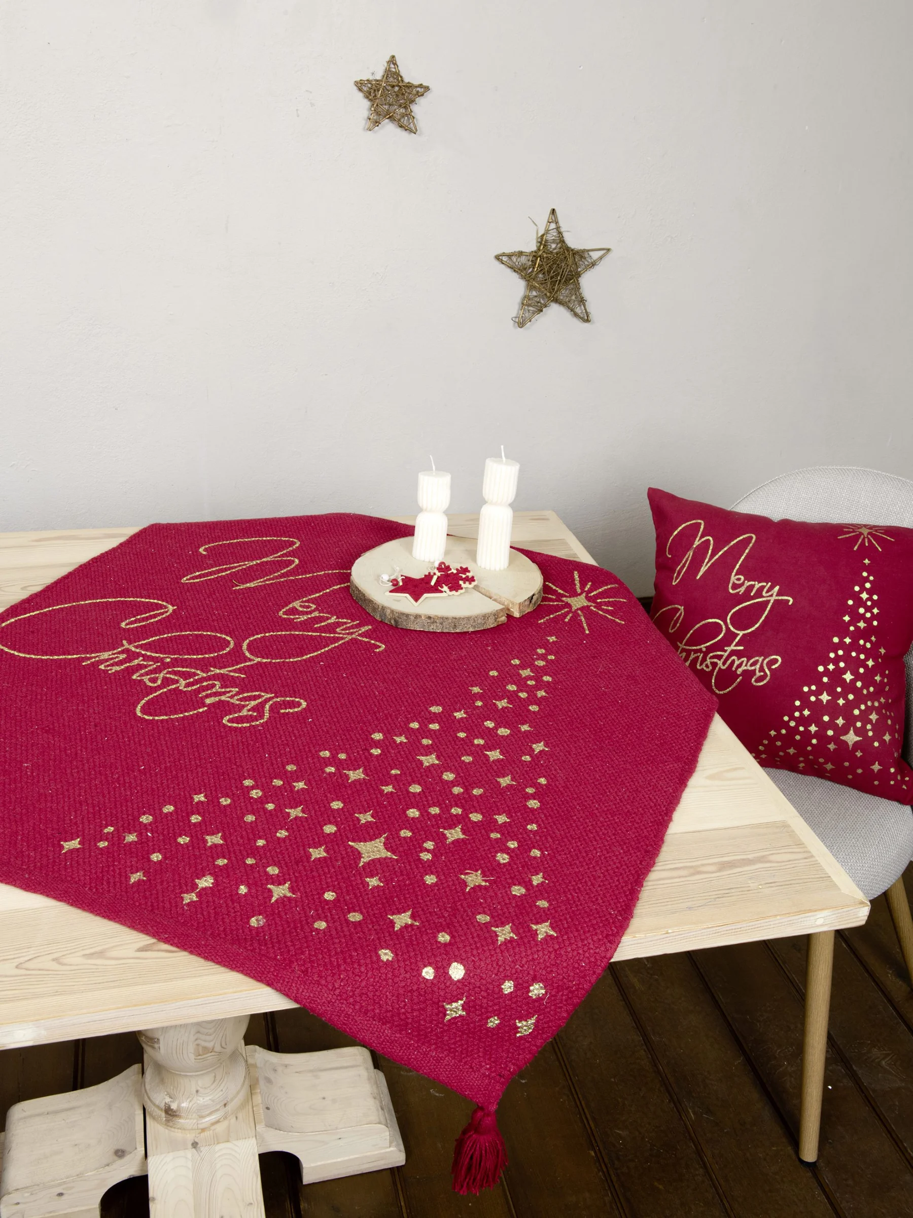 Φωτογραφία προϊόντος: Καρέ 85Χ85 Christmas Nima Claus Red 100% βαμβακερό