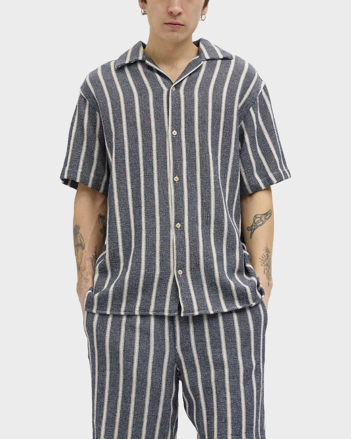 Φωτογραφία προϊόντος: JACK & JONES ΑΝΔΡΙΚΟ ΚΟΝΤΟΜΑΝΙΚΟ ΠΟΥΚΑΜΙΣΟ - 12271060 ΜΠΛΕ
