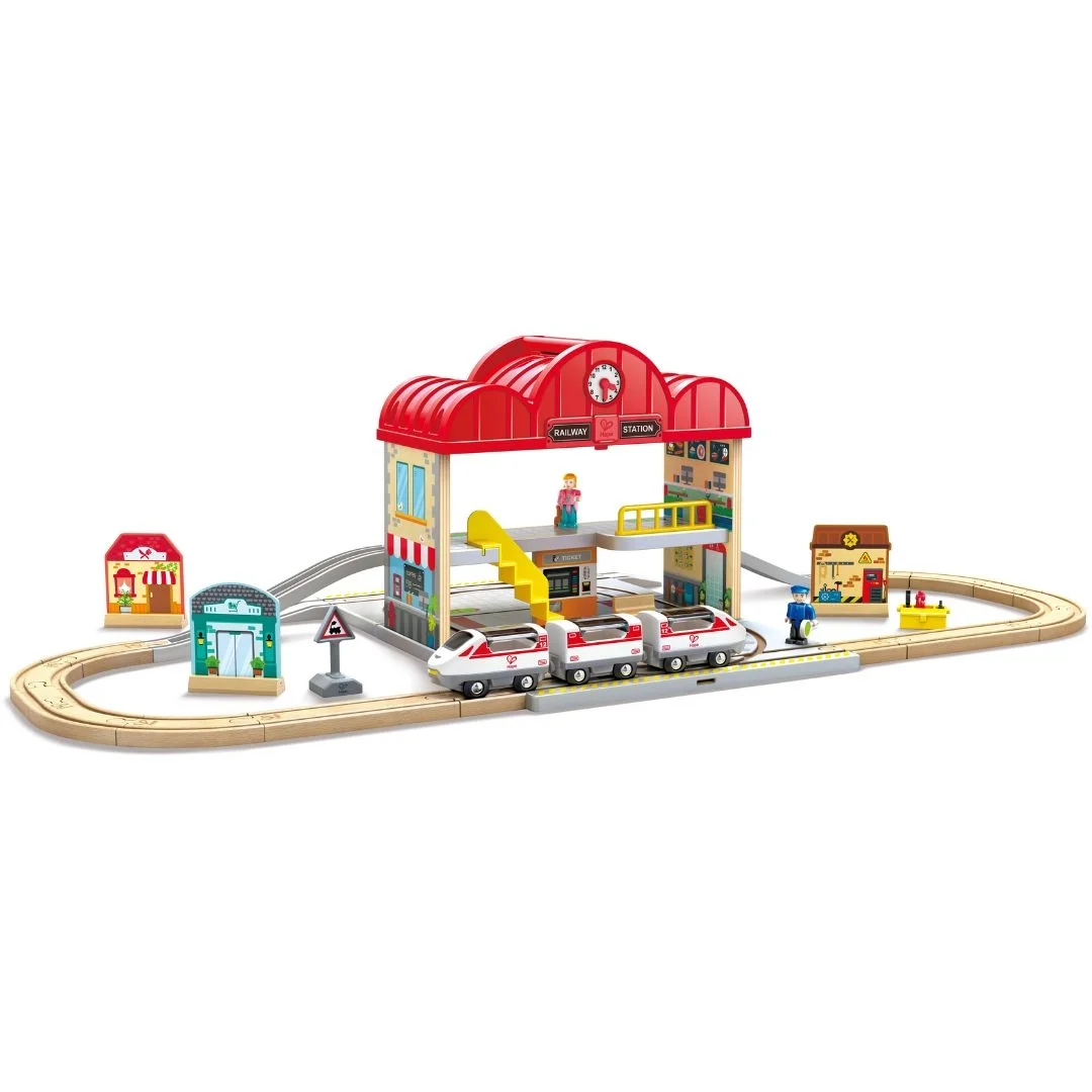 Φωτογραφία προϊόντος: E3877 Hape Railway Ξύλινος σιδηρόδρομος Train Station Set
