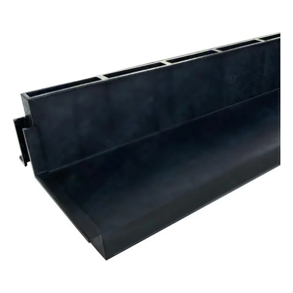 Φωτογραφία προϊόντος: Σχάρα 130x80x500 mm πλαστική με σχισμές μαύρη PE-HD TAURUS