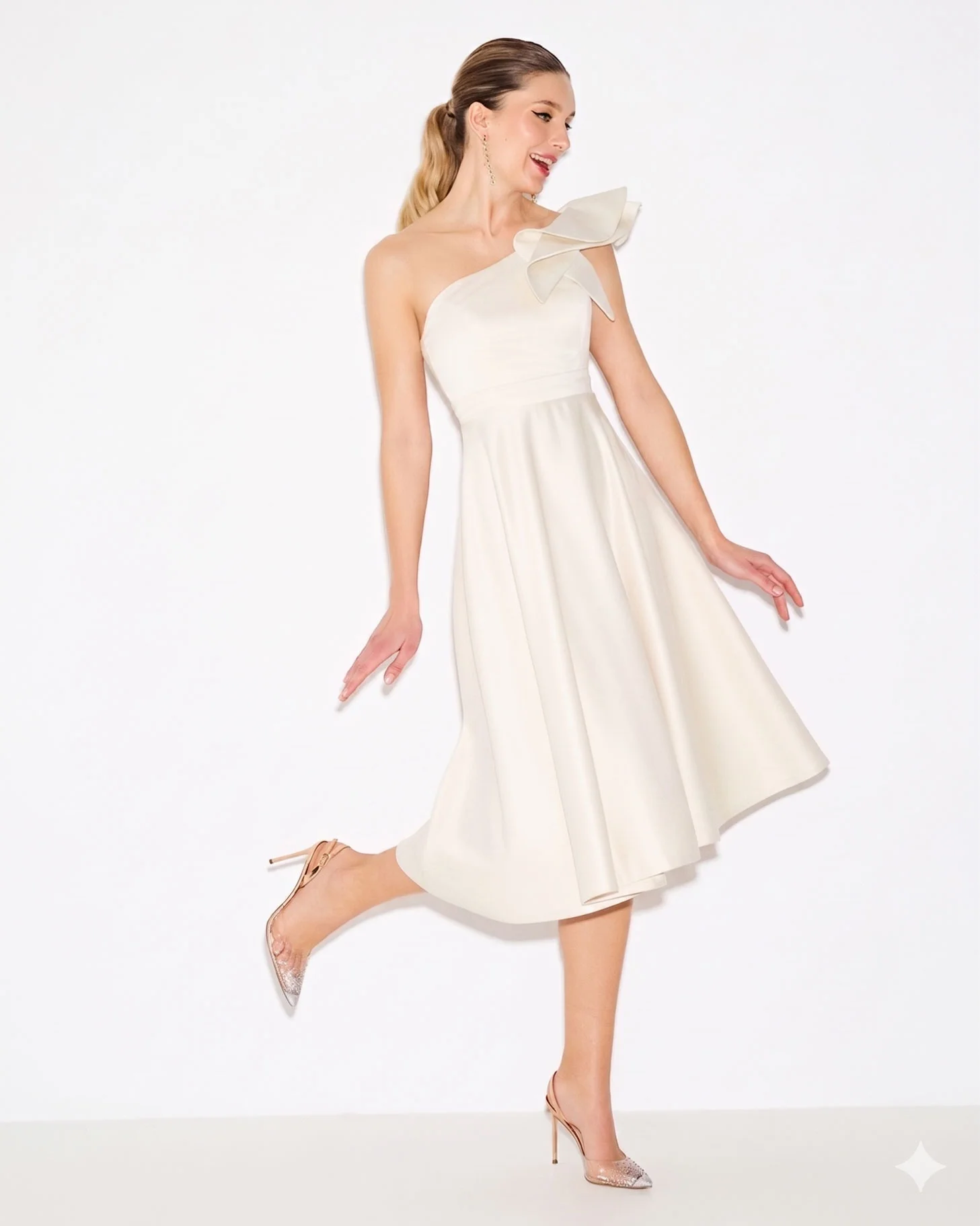 Φωτογραφία προϊόντος: Andrianopoulos Fashion Stores since 1930 Κομψό Μίντι Off-White Φόρεμα με Έναν Ώμο + Αρχιτεκτονικό Βολάν – Andrianopoulos