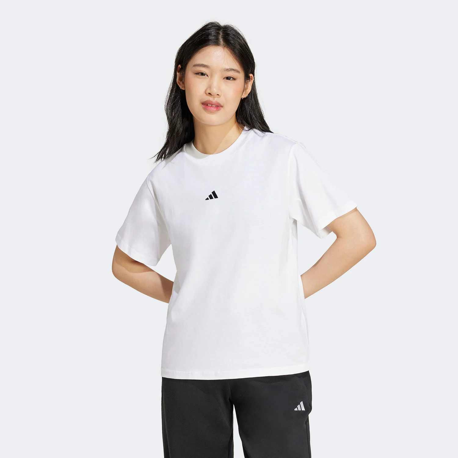Φωτογραφία προϊόντος: ADIDAS PERFORMANCE ADIDAS ESSENTIALS SMALL LOGO COTTON T-SHIRT ΑΣΠΡΟ