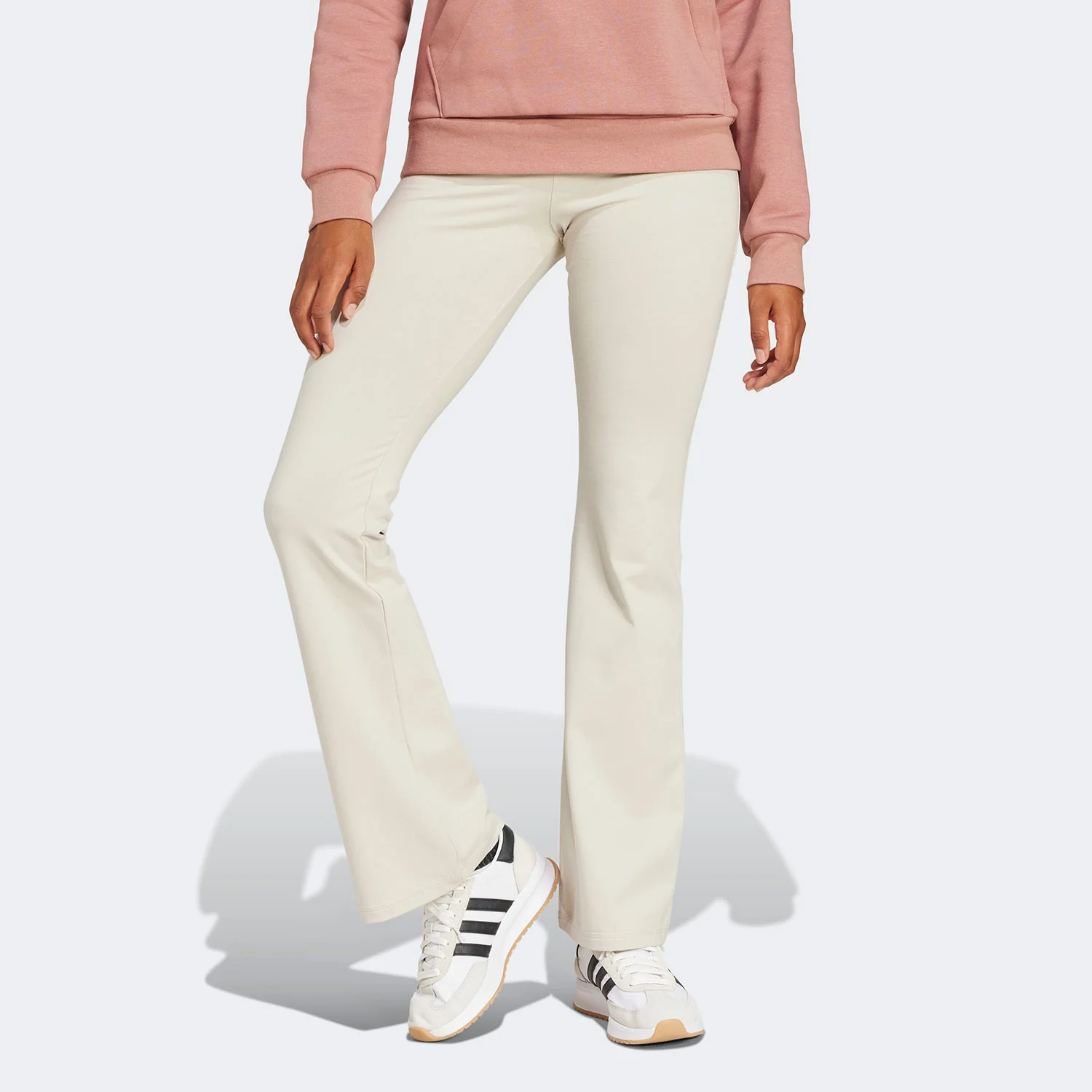 Φωτογραφία προϊόντος: ADIDAS PERFORMANCE ADIDAS ESSENTIALS SMALL LOGO FLARED LEGGINGS ΜΠΕΖ
