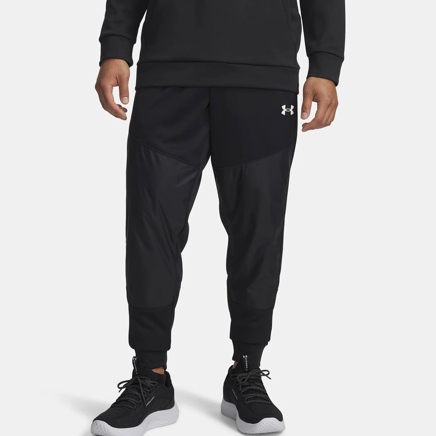 Φωτογραφία προϊόντος: UNDER ARMOUR FLEECE PRO UTILITY PANTS ΜΑΥΡΟ