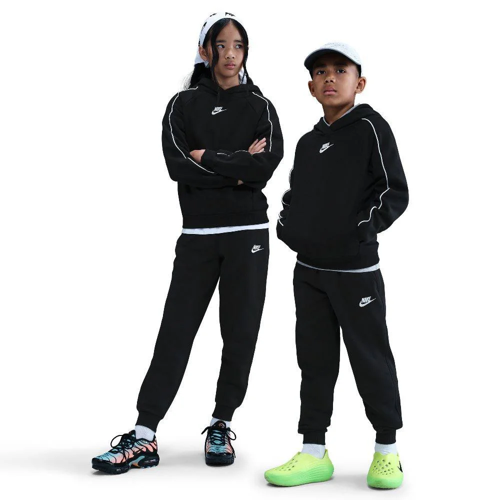Φωτογραφία προϊόντος: Nike Sportswear Club Fleece Παιδικό Σετ HQ9318-010 Μαύρο
