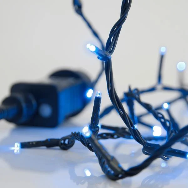 Φωτογραφία προϊόντος: ΣΕΙΡΑ, 240 LED 3mm, 31V ΜΕΤΑΣΧΗΜΑΤΙΣΤΗ, 8 ΠΡΟΓΡΑΜΜΑΤΑ & ΜΝΗΜΗ, ΠΡΑΣΙΝΟ PVC ΚΑΛΩΔΙΟ, ΜΠΛΕ LED, ΑΝΑ 5cm, ΠΡΟΕΚΤΑΣΗ ΠΑΡΟΧΗΣ 3m, ΙΡ44 600-13296
