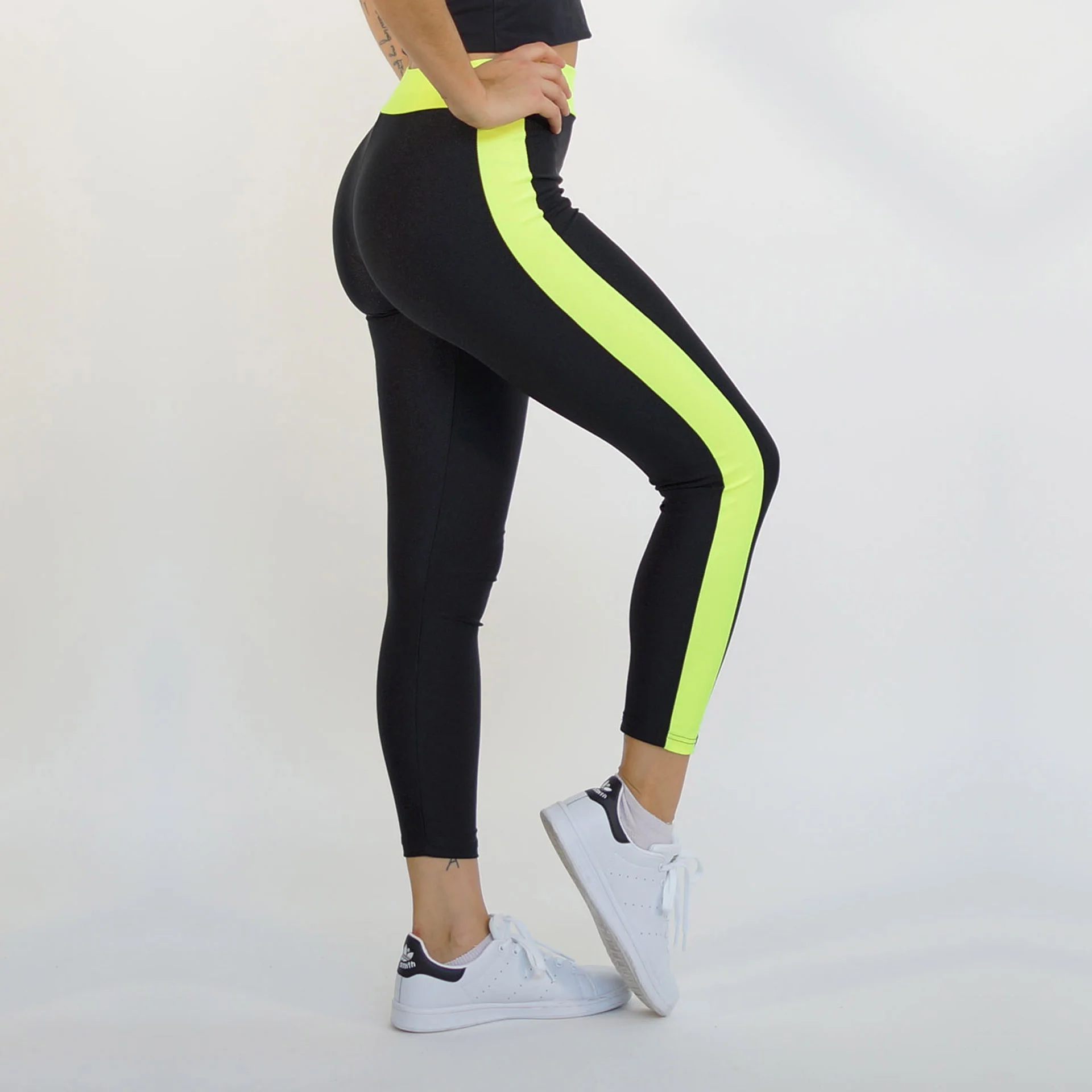 Φωτογραφία προϊόντος: LUCKYJOJO Black Leggings with Single Yellow Stripe by Lucky Jojo