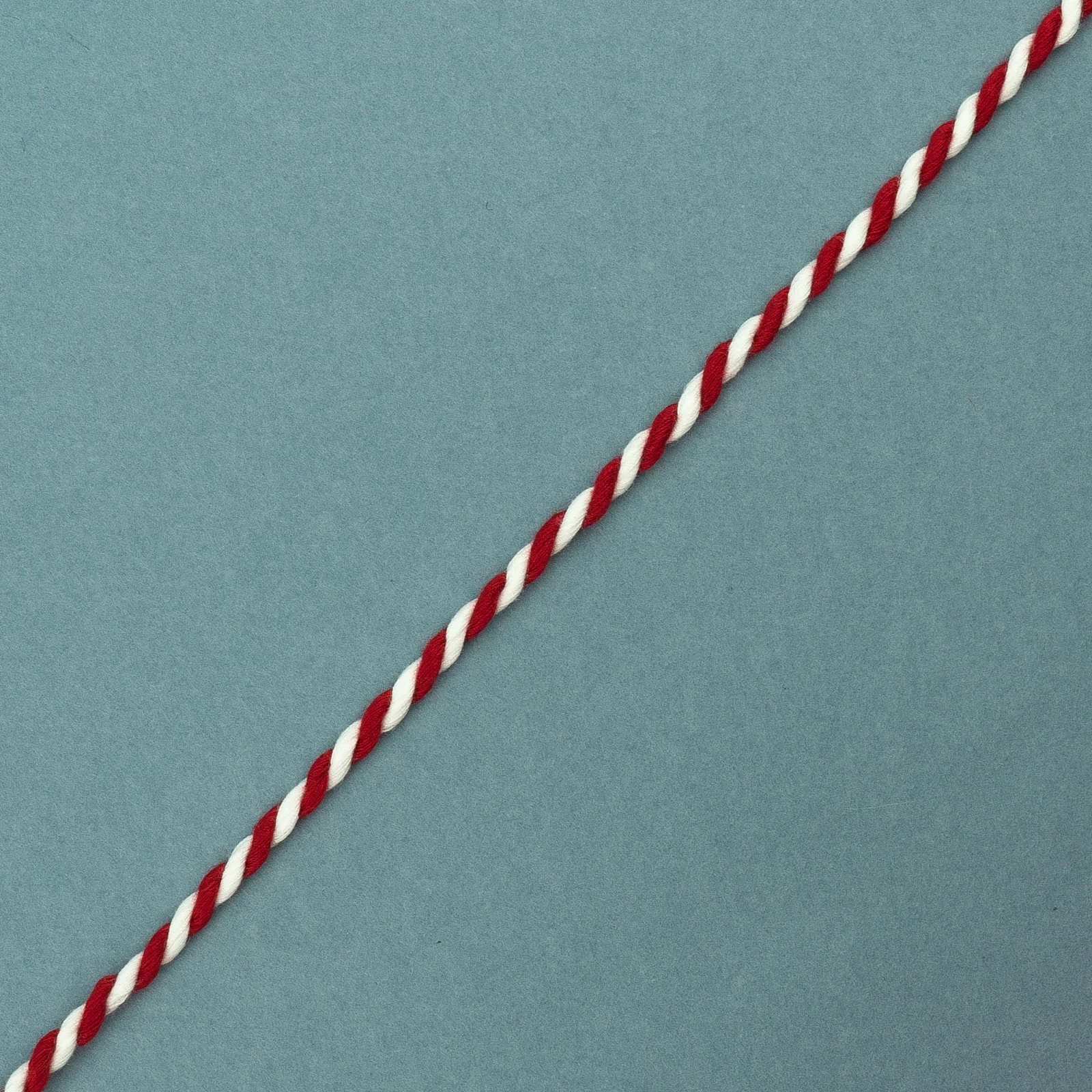 Φωτογραφία προϊόντος: Cord Twisted Double Polyester Dark Red - Offwhite Koralli 0.5 Cm