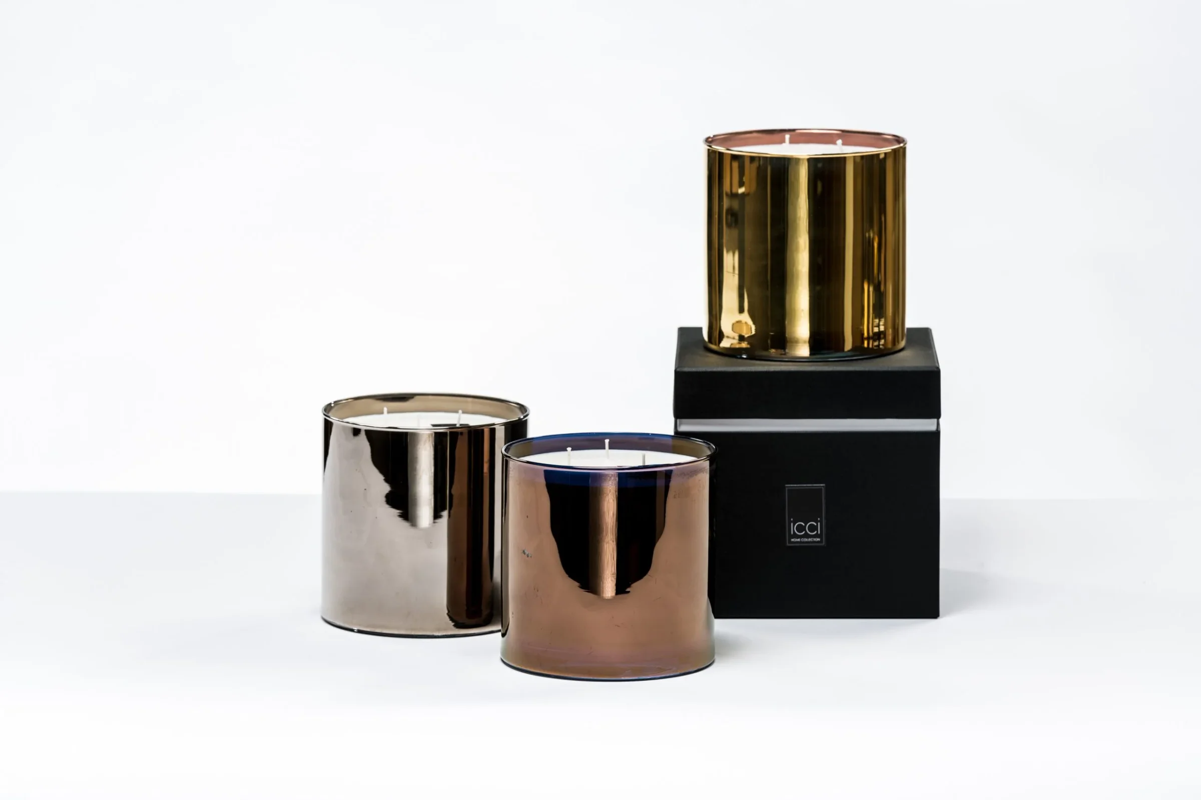 Φωτογραφία προϊόντος: Scented candle Platinum (22 Mystique)