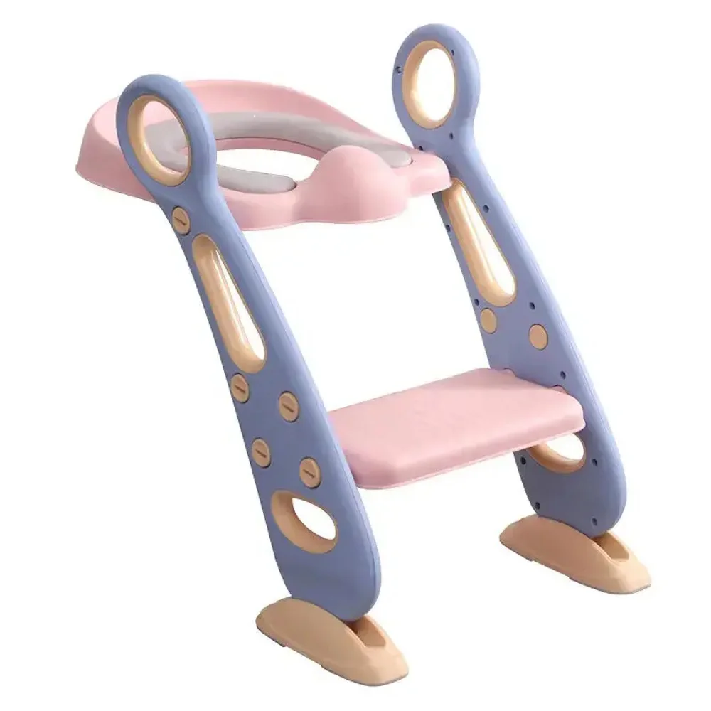 Φωτογραφία προϊόντος: Giggles & Co. Giggles & Co. Αναδιπλούμενο Potty Training Toilet Seat με Σκαλοπάτι & Χερούλια, PU Μαξιλαράκι – (Ροζ/Μωβ)